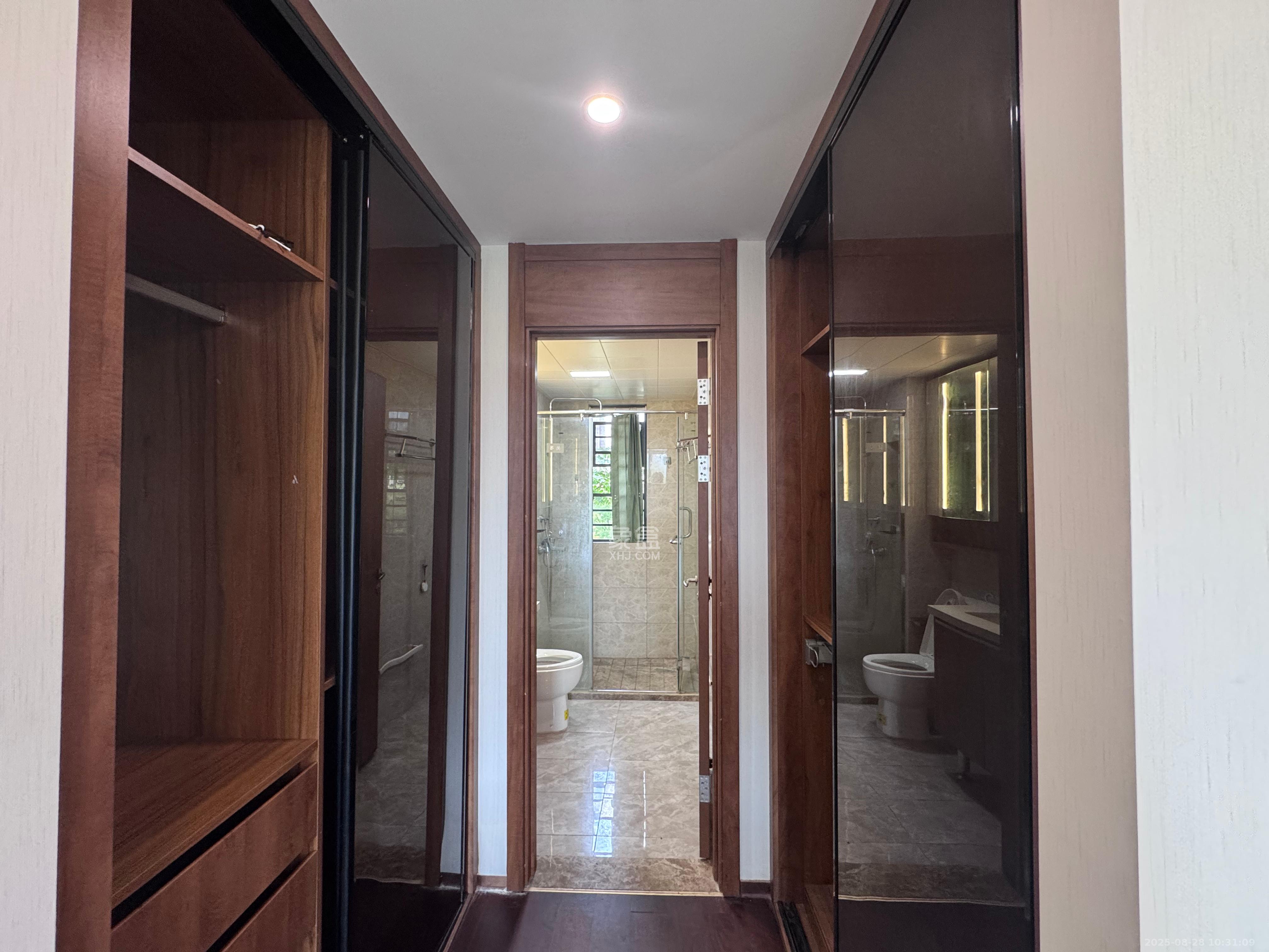 梅溪悦章  4室2厅2卫    4000.0元/月 梅溪悦章  4室2厅2卫    4000.0元/月室内图