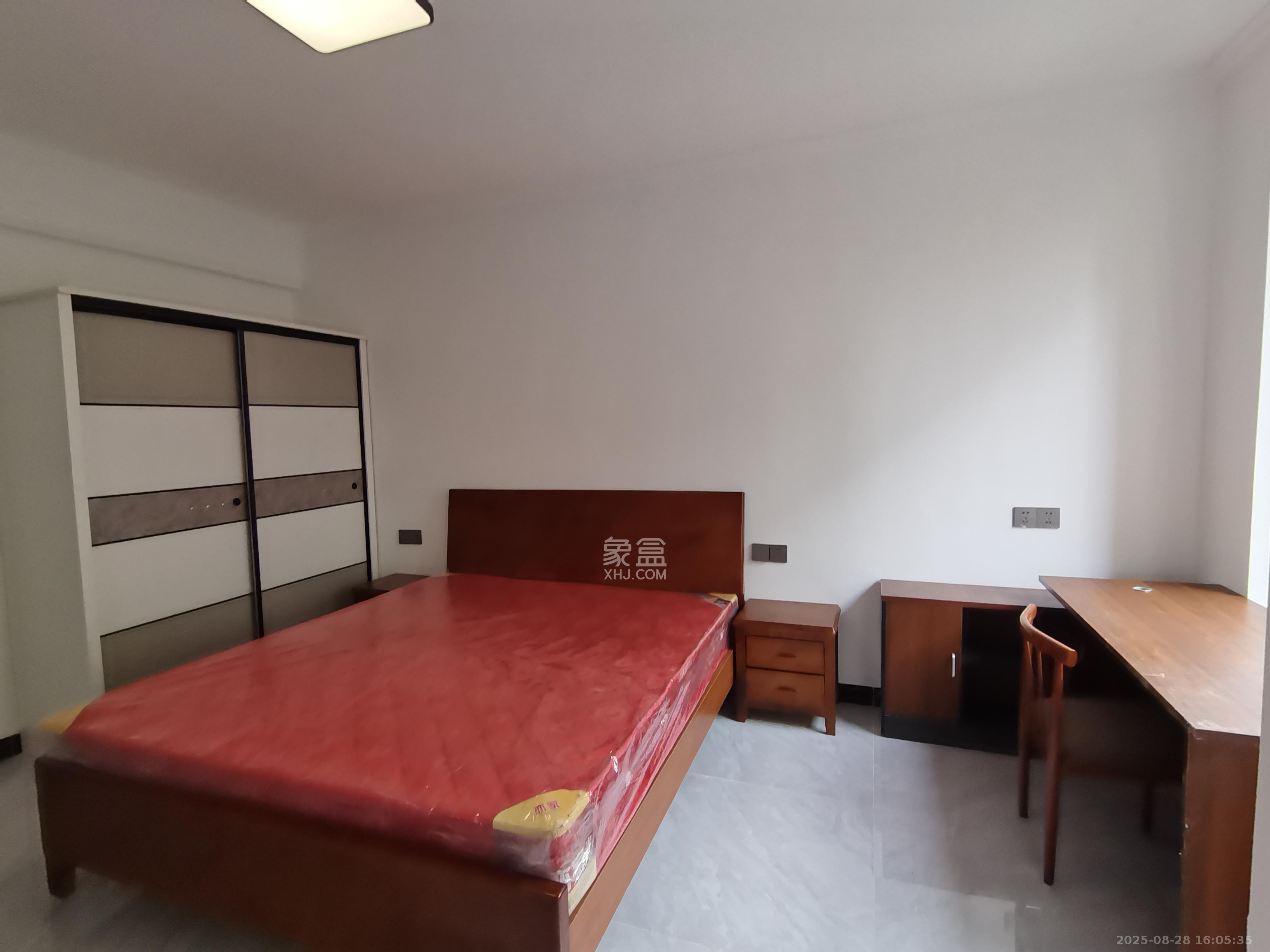 明发阅江悦府  5室2厅2卫   2800.00元/月室内图