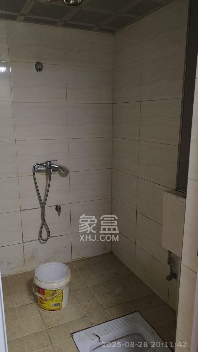 茶山馨苑  1室1厅1卫   1900.00元/月室内图