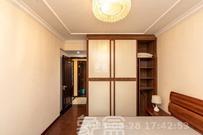 恒大国际广场 3室2厅1卫 2800.0元/月 恒大国际广场 3室2厅1卫 2800.0元/月室内图