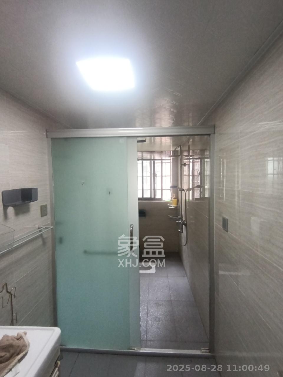 兴邦花城 4室2厅2卫 1800.0元/月 兴邦花城 4室2厅2卫 1800.0元/月室内图