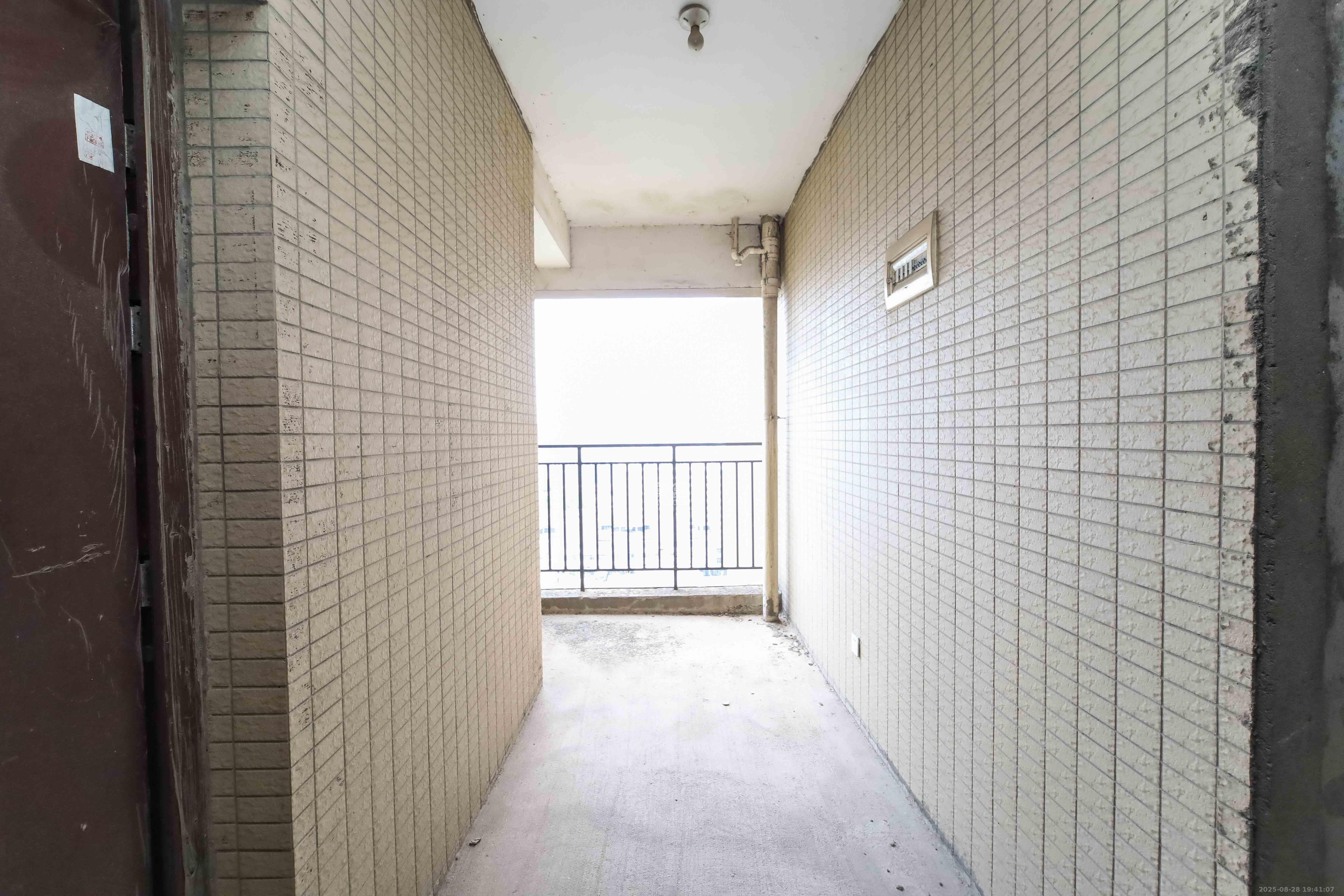 泊爱蓝湾  4室2厅2卫    125.0万 泊爱蓝湾  4室2厅2卫    125.0万其他