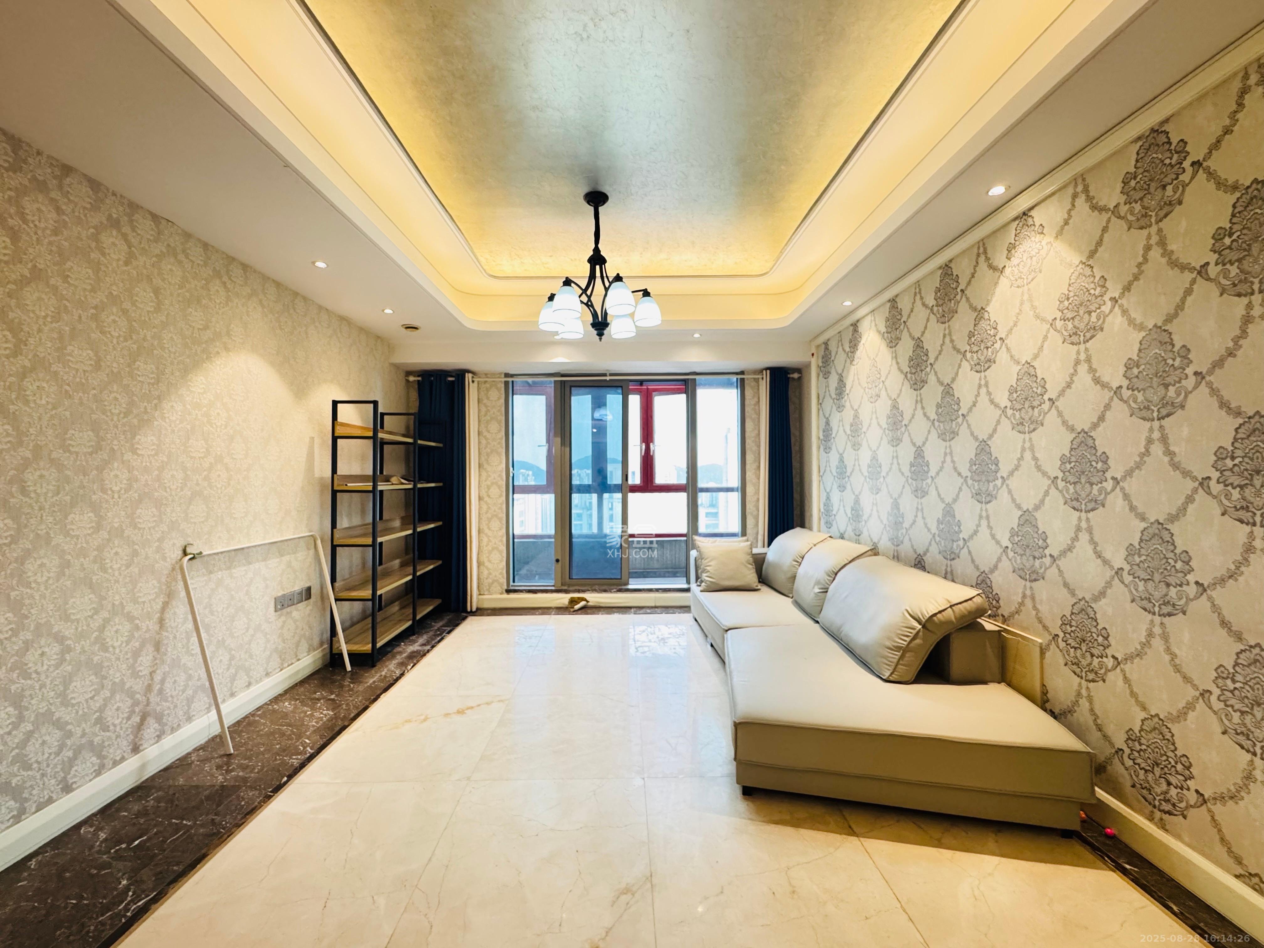 梅溪湖金茂府(金茂广场)(金茂览秀城)  3室2厅2卫    3300.0元/月 梅溪湖金茂府(金茂广场)(金茂览秀城)  3室2厅2卫    3300.0元/月