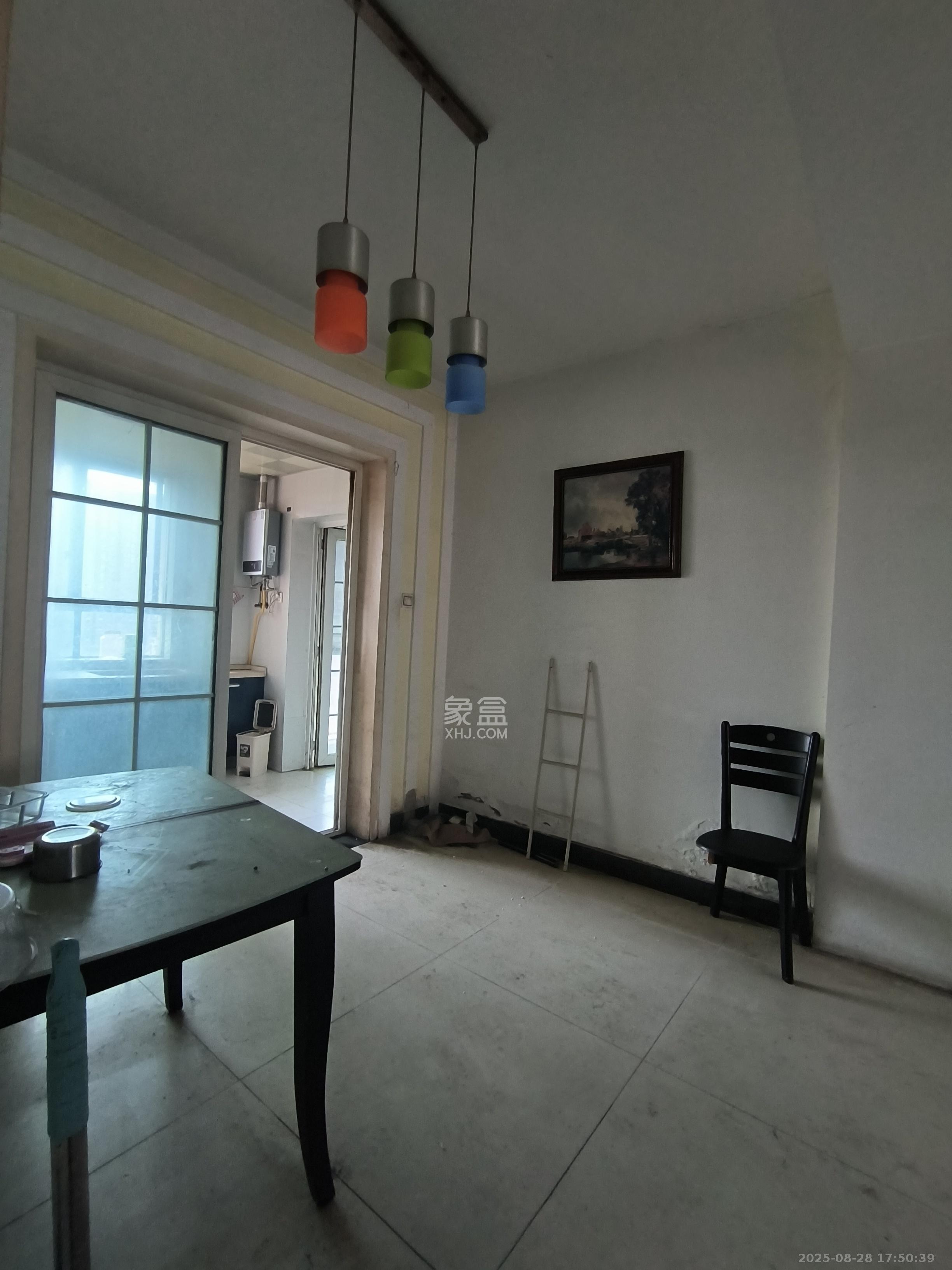 阳光丽景 3室2厅2卫 1800.0元/月 阳光丽景 3室2厅2卫 1800.0元/月室内图