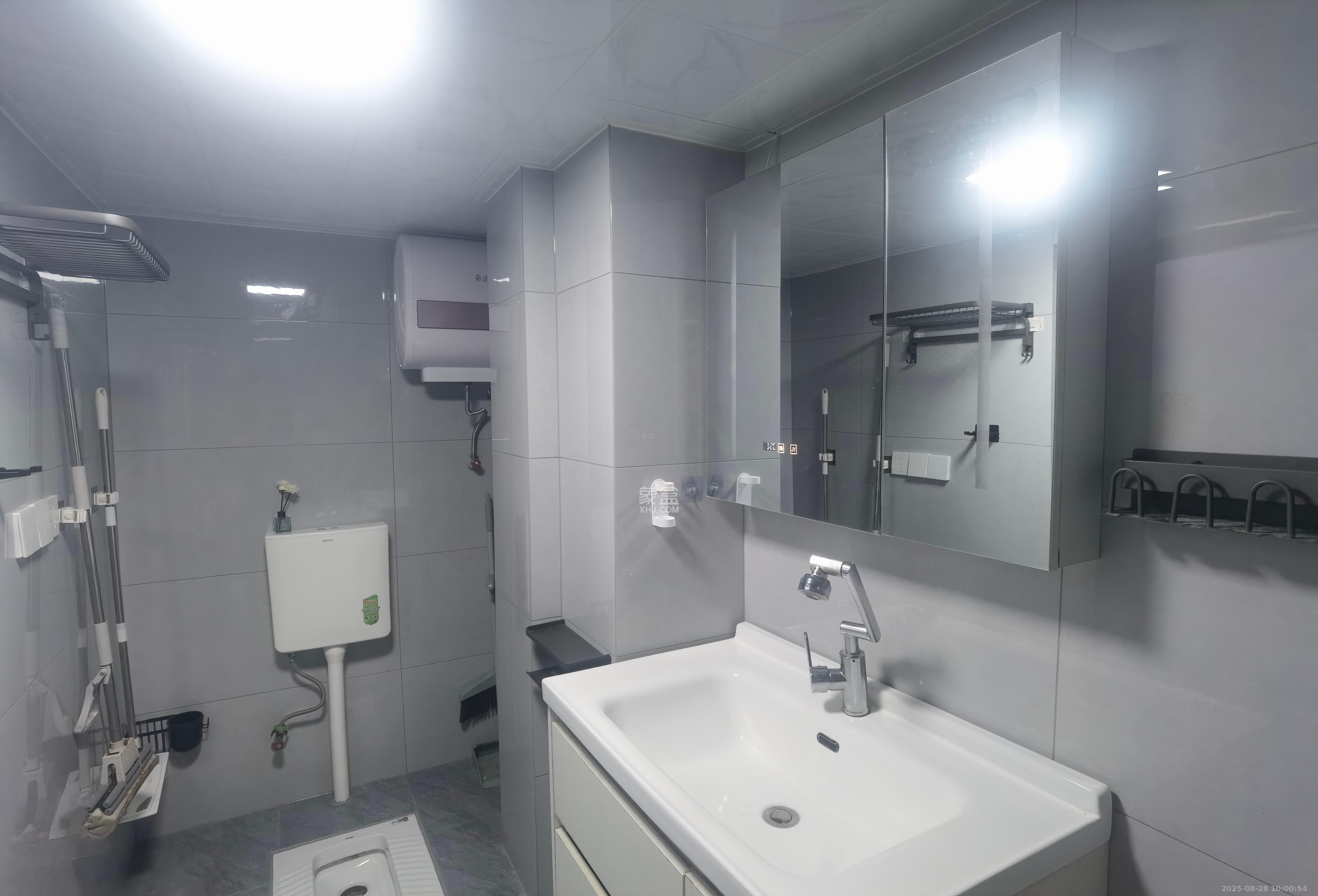 新城悦隽公园 2室1厅1卫 1700.0元/月 新城悦隽公园 2室1厅1卫 1700.0元/月室内图