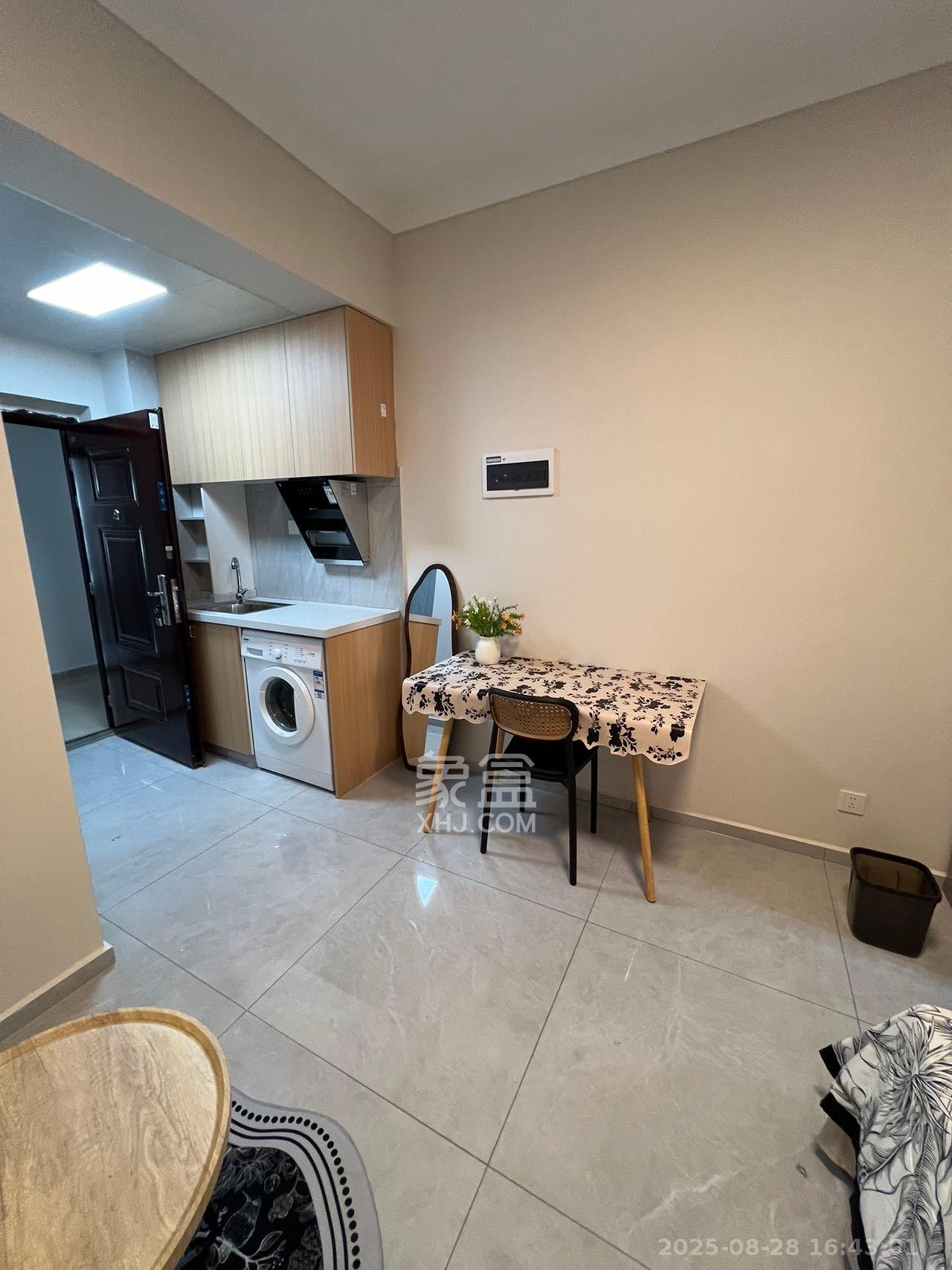 永宏万家里  1室1厅1卫    1450.0元/月室内图