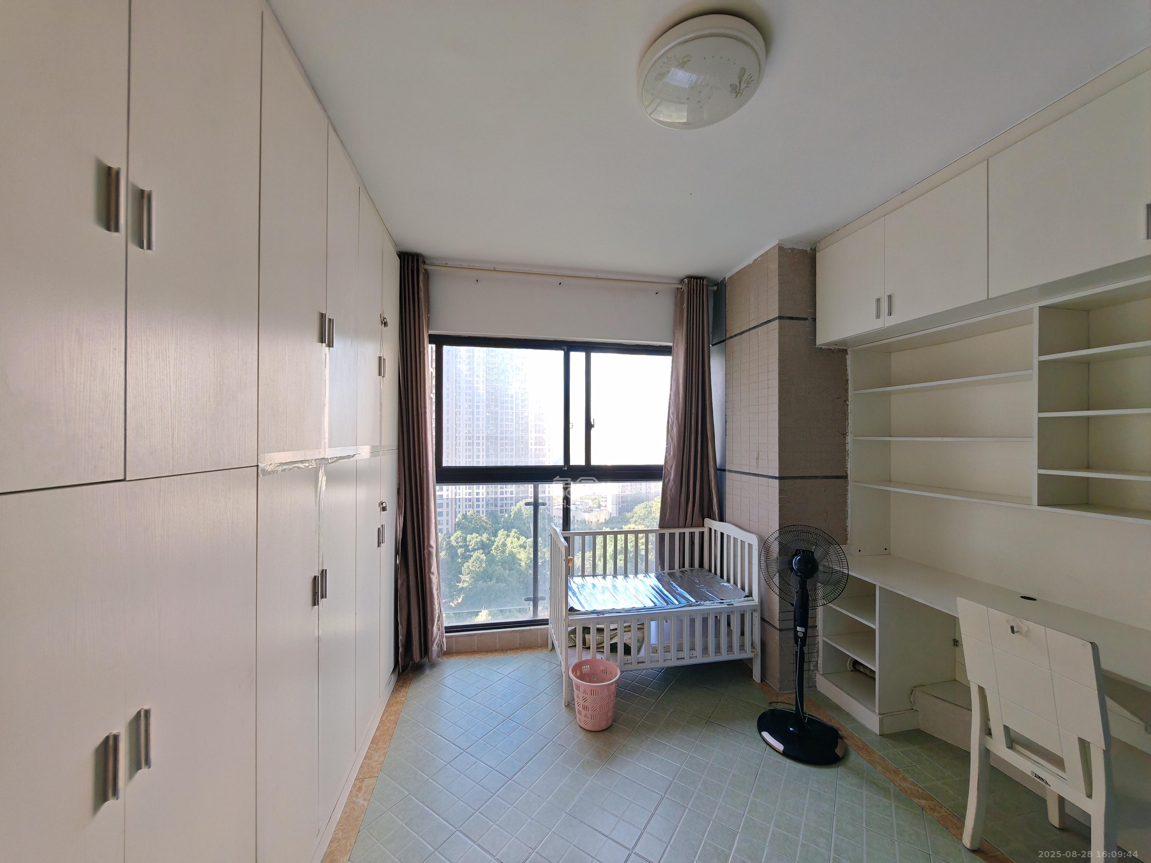 达美D6区  3室2厅1卫   3000.00元/月室内图