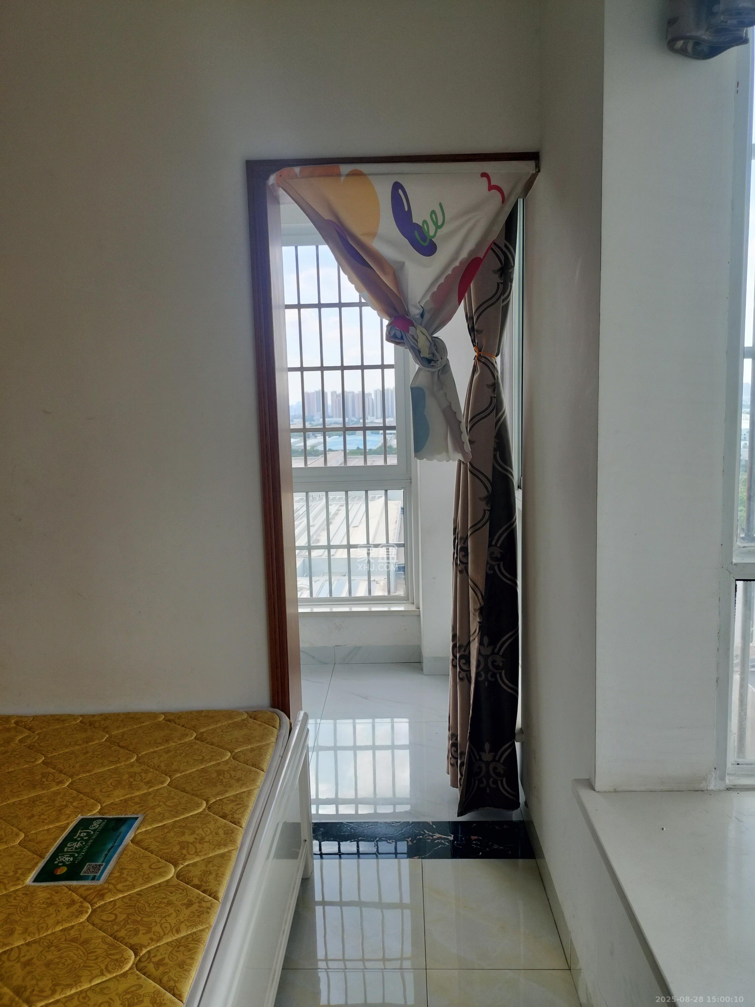 昌和商业中心/昌和国际  3室2厅1卫    2000.0元/月室内图