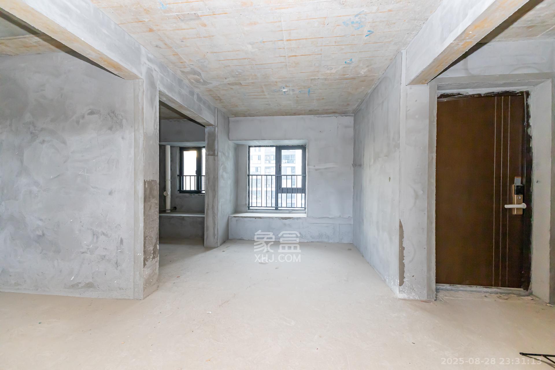 越秀湘江星汇城二期 4室2厅3卫 132.0万 越秀湘江星汇城二期 4室2厅3卫 132.0万其他