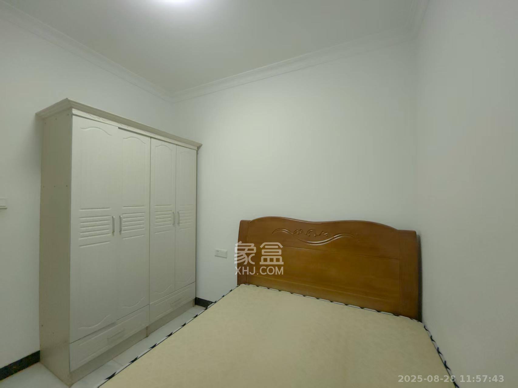 荣盛花语城  2室1厅1卫   1700.00元/月室内图