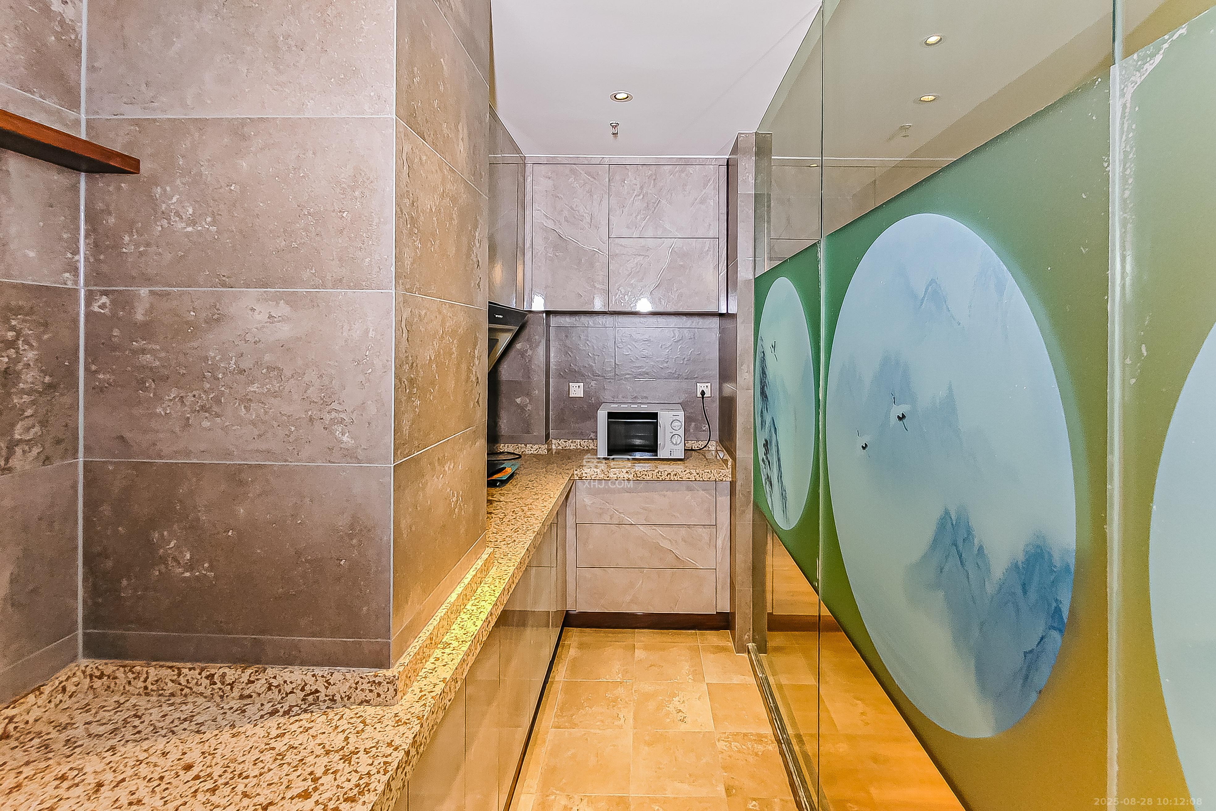 汇景发展环球中心  2室1厅1卫    115.0万 汇景发展环球中心  2室1厅1卫    115.0万厨房