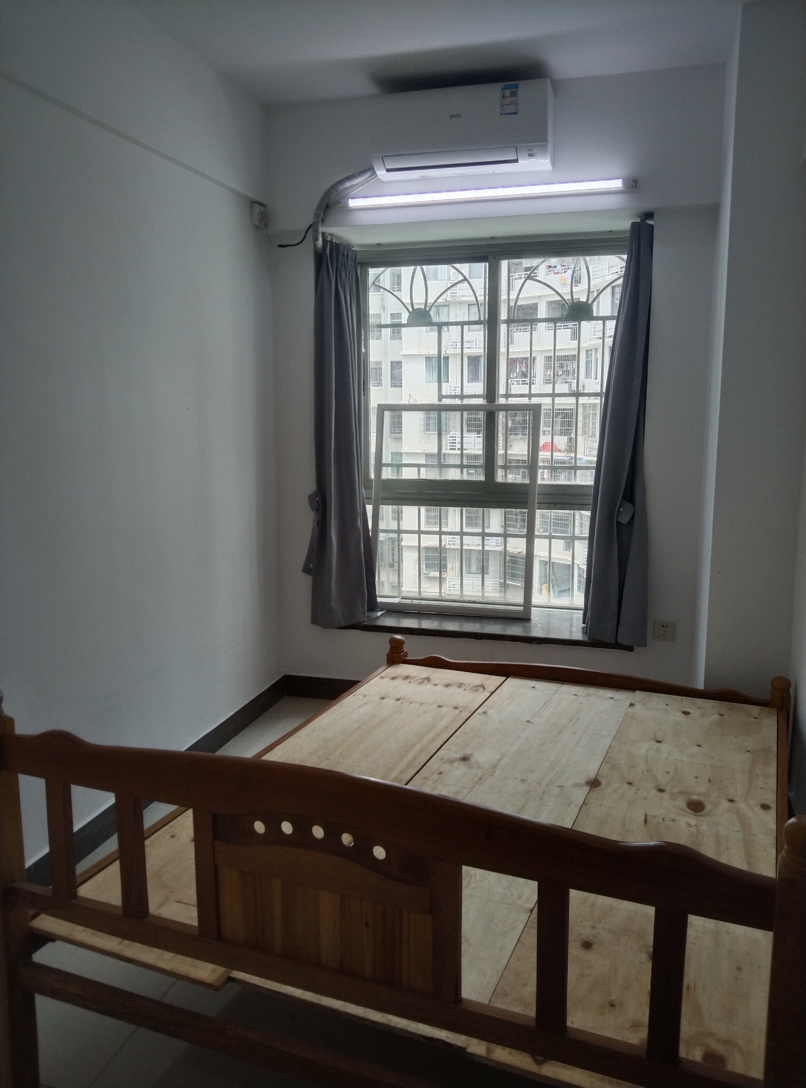 美舍苑 4室2厅2卫 2500.0元/月 美舍苑 4室2厅2卫 2500.0元/月室内图