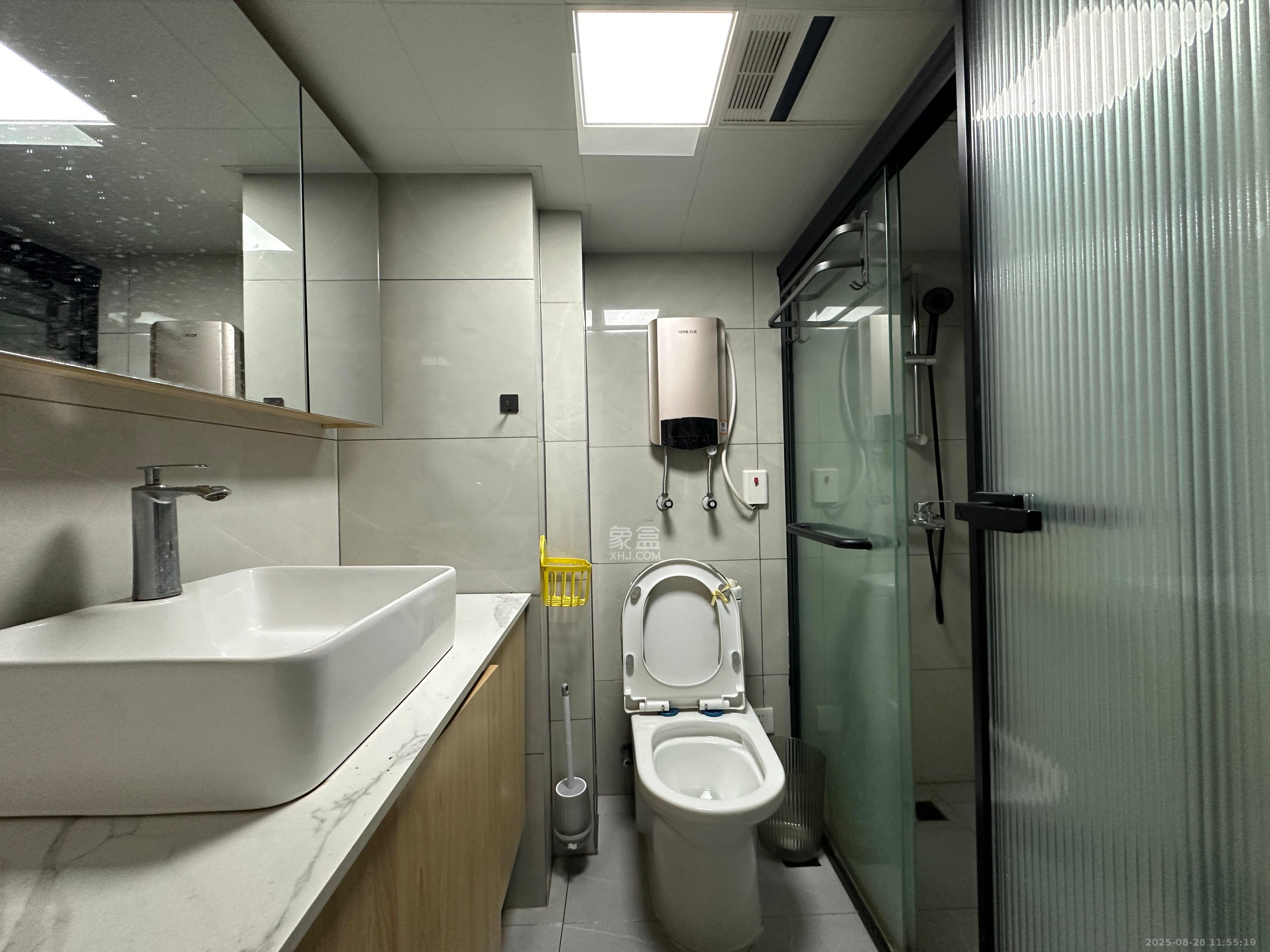 龙湖铂金岛  1室0厅0卫    2600.0元/月 龙湖铂金岛  1室0厅0卫    2600.0元/月室内图