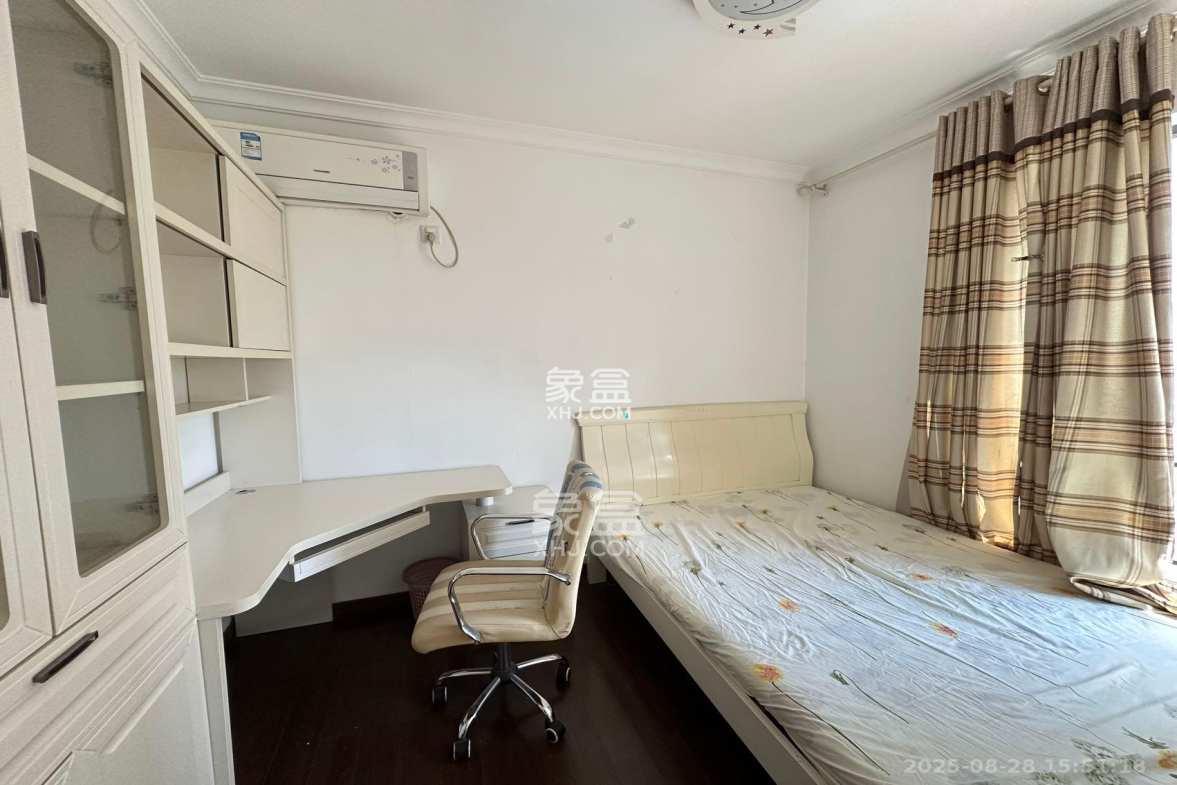 万科白鹭郡 3室2厅1卫 2500.0元/月 万科白鹭郡 3室2厅1卫 2500.0元/月室内图