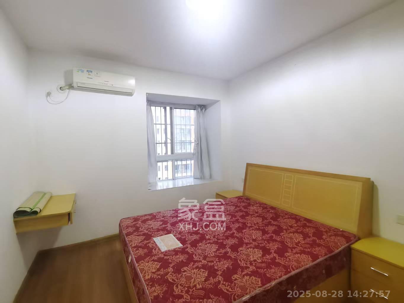 嘉盛华庭(一期、二期、三期) 3室1厅1卫 2000.0元/月 嘉盛华庭(一期、二期、三期) 3室1厅1卫 2000.0元/月室内图