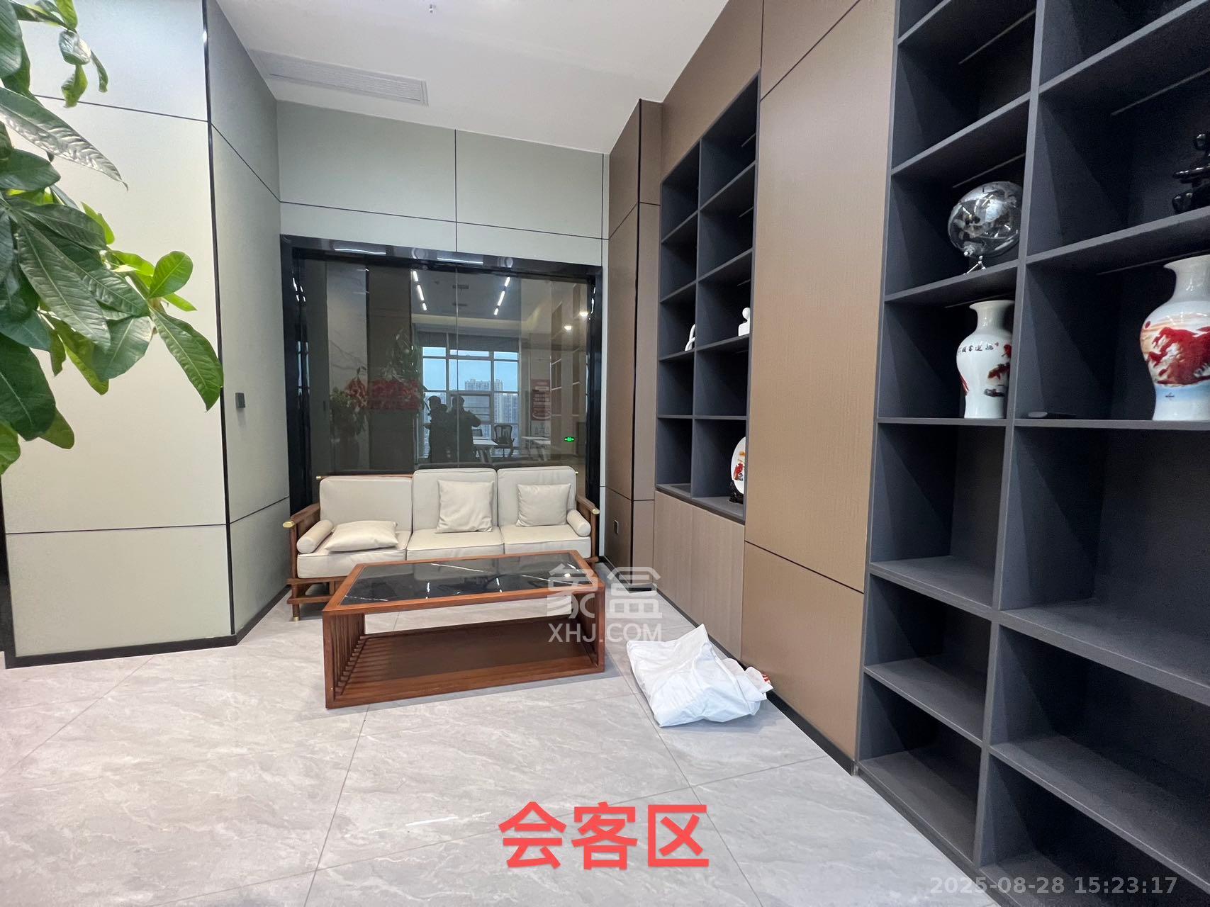 中建嘉和城  5室2厅1卫   12000.00元/月室内图