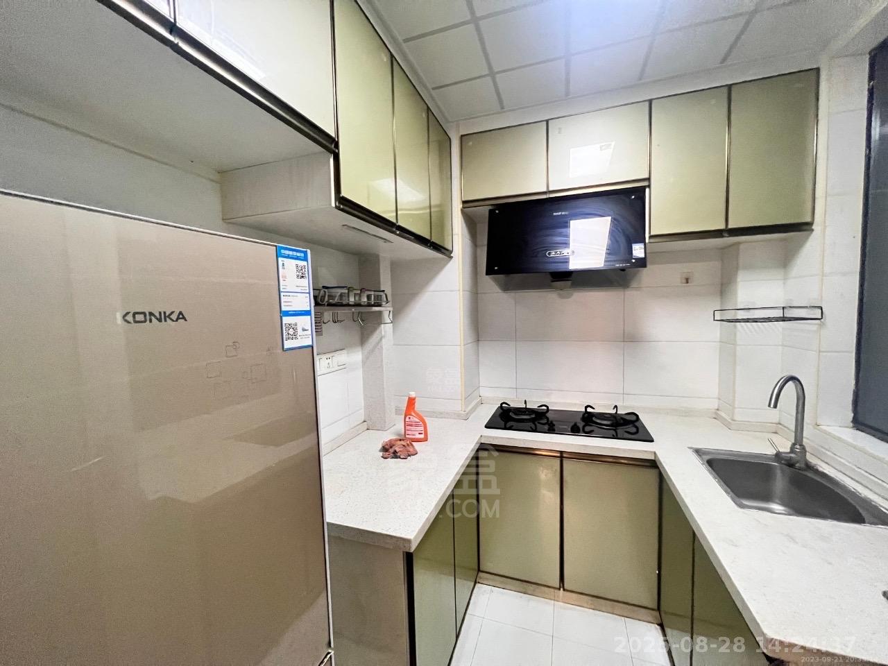 日盛山湖城  2室2厅1卫    1200.0元/月室内图