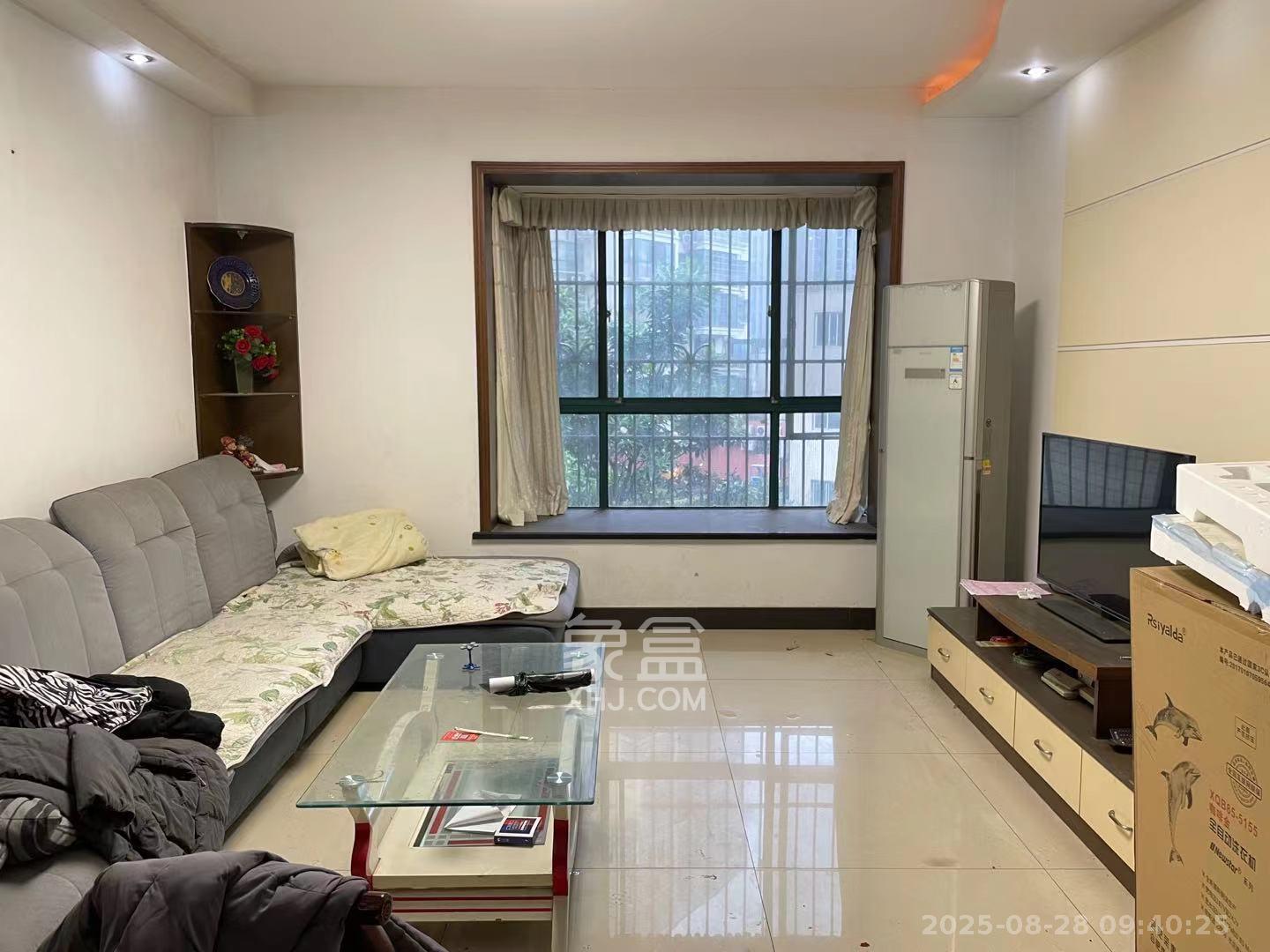 天和华城  2室2厅1卫    1400.0元/月 天和华城  2室2厅1卫    1400.0元/月室内图