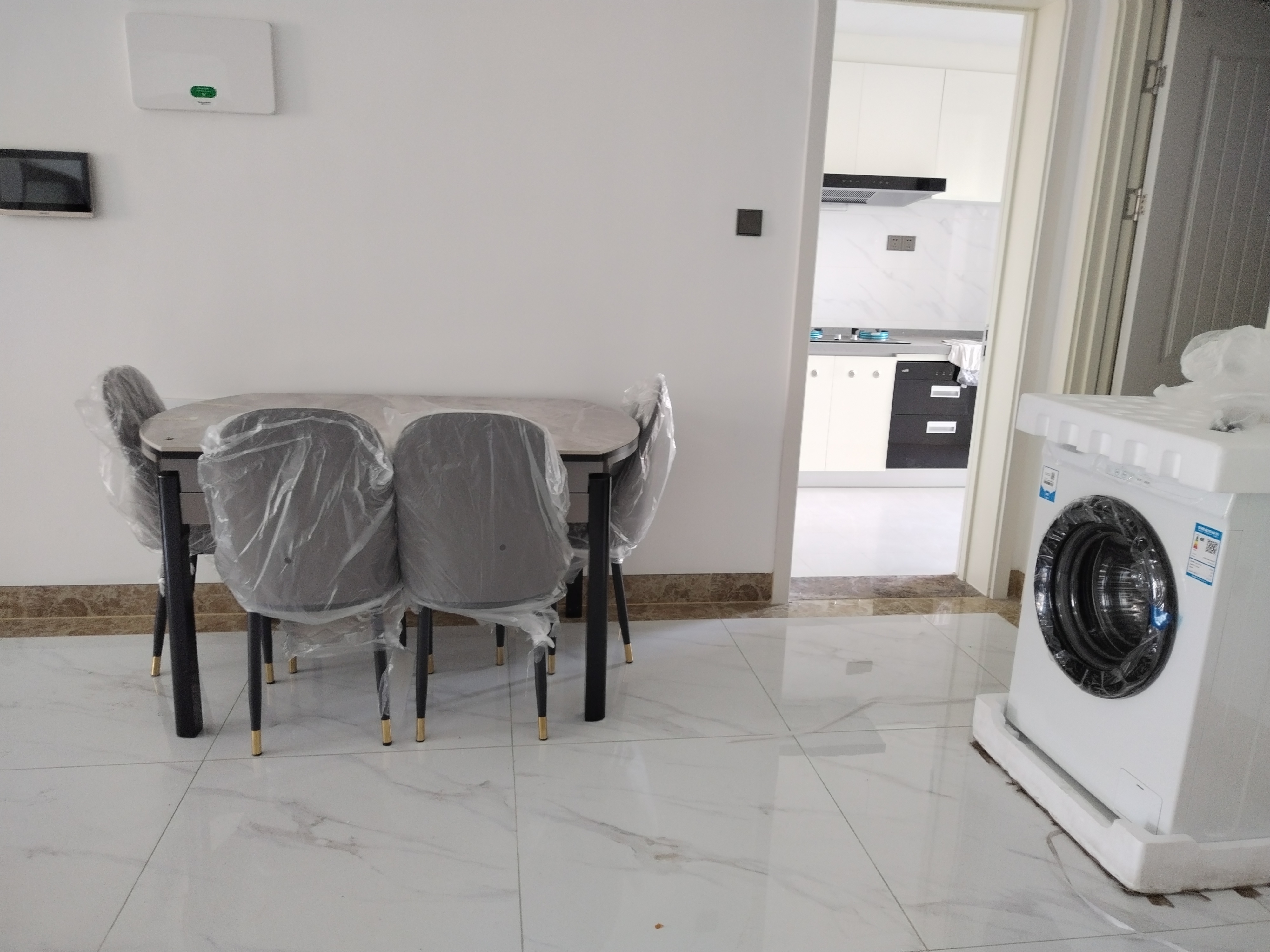 尚运上品 3室2厅2卫 6000.0元/月 尚运上品 3室2厅2卫 6000.0元/月室内图