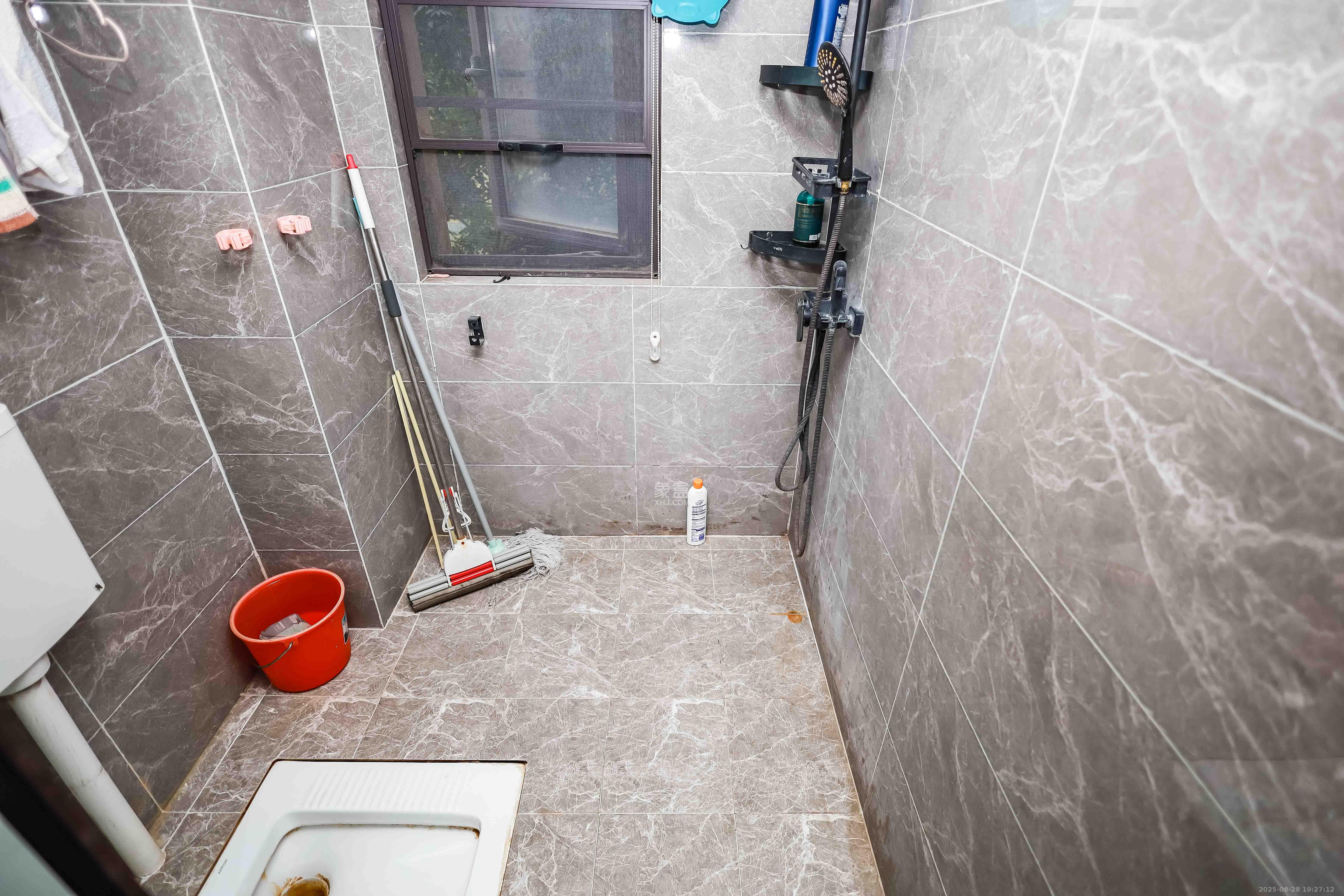 奥克斯缔壹城  4室2厅2卫    119.8万 奥克斯缔壹城  4室2厅2卫    119.8万卫生间