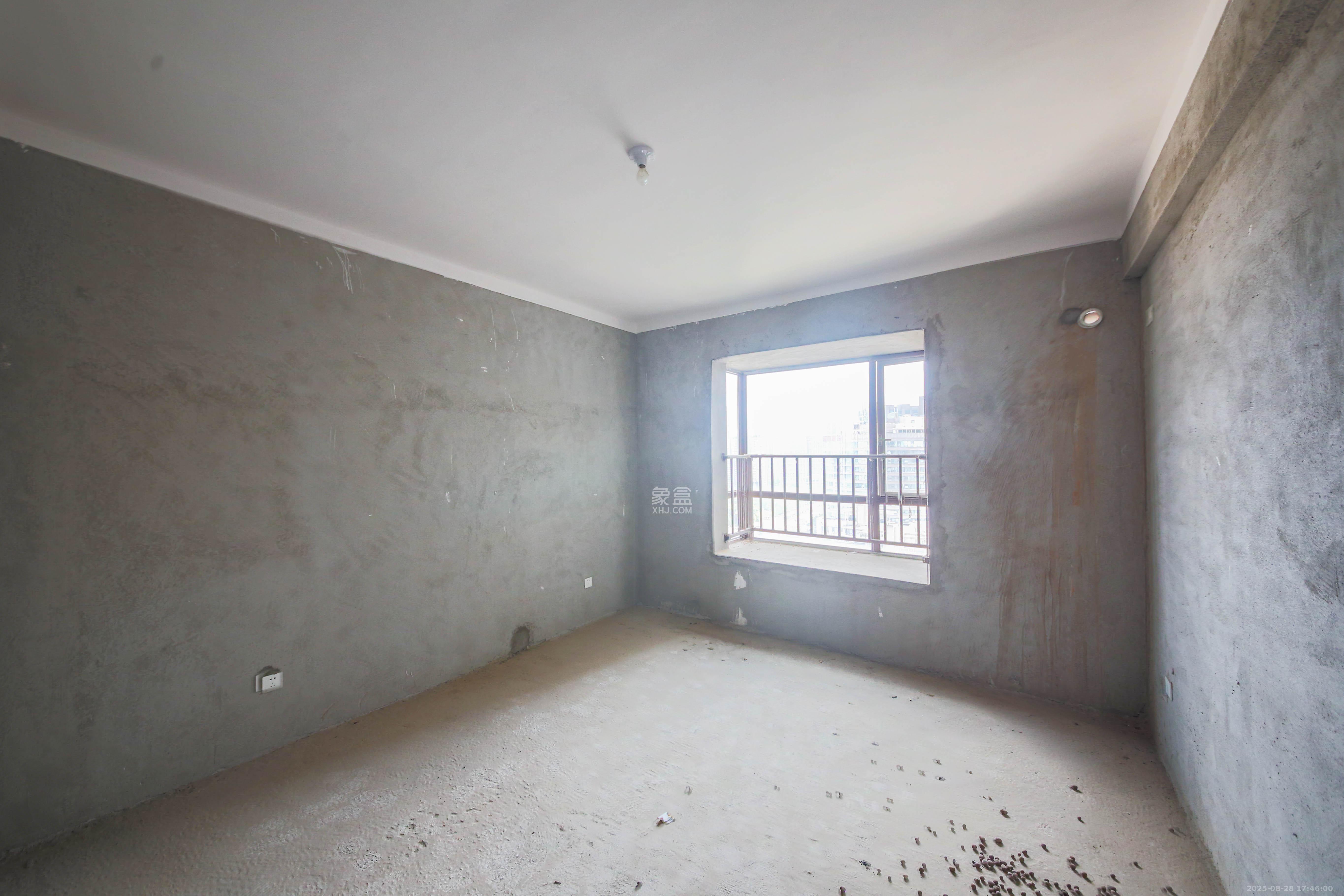 HC新城(建工集团单位房)  4室2厅2卫    165.0万 HC新城(建工集团单位房)  4室2厅2卫    165.0万卧室