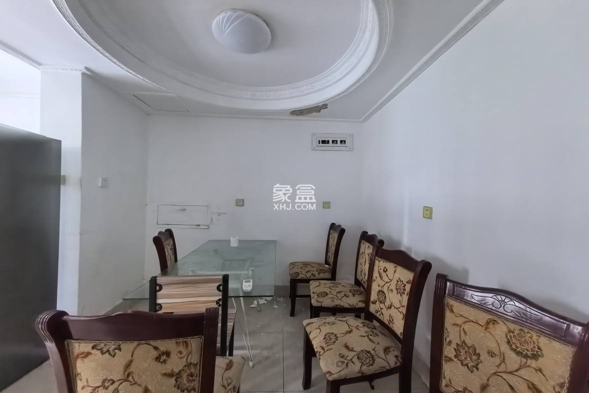 百金城小区 3室2厅1卫 2500.0元/月 百金城小区 3室2厅1卫 2500.0元/月室内图