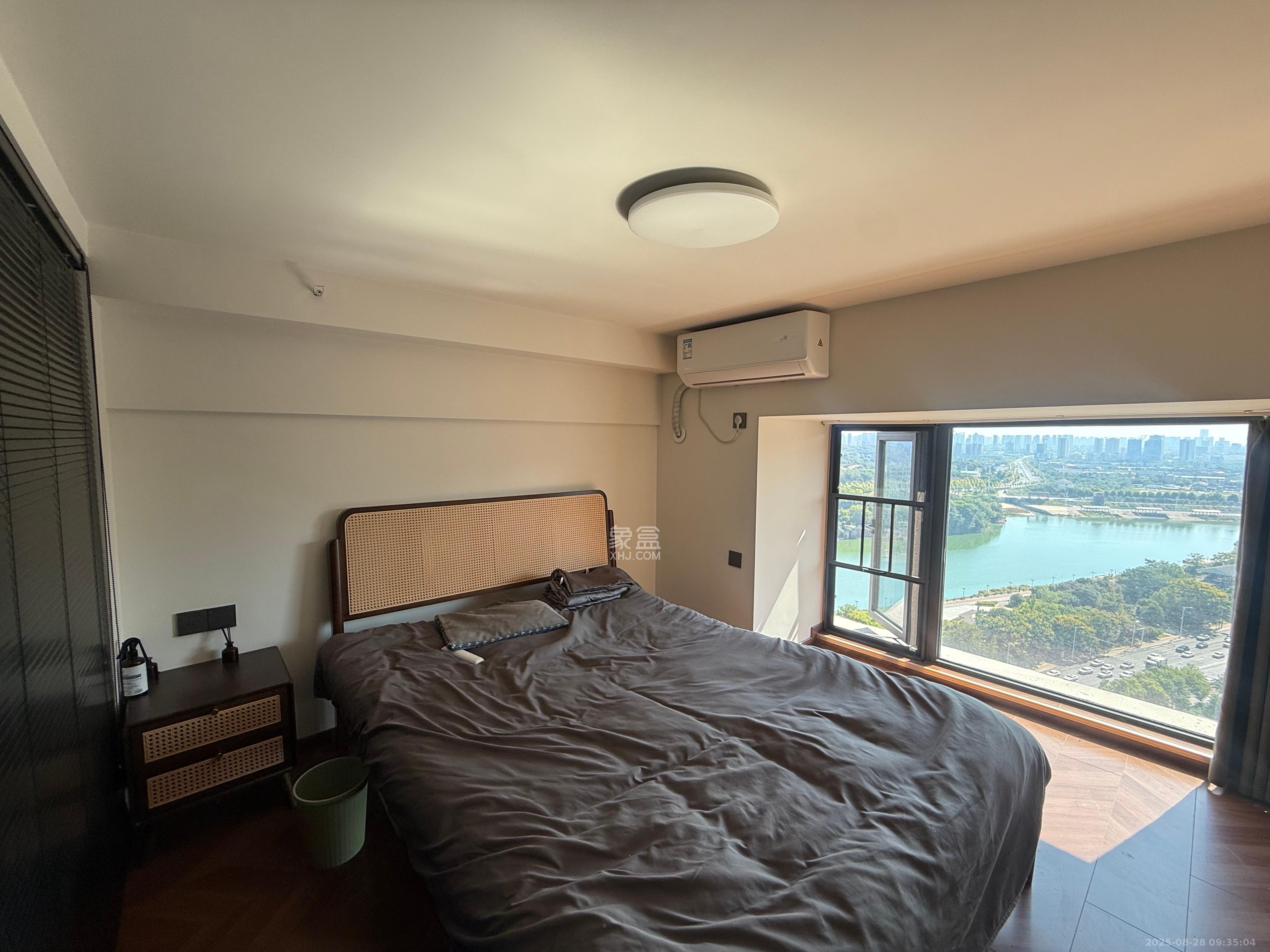 保利中环广场(保利中悦苑) 2室1厅1卫 2500.0元/月 保利中环广场(保利中悦苑) 2室1厅1卫 2500.0元/月室内图