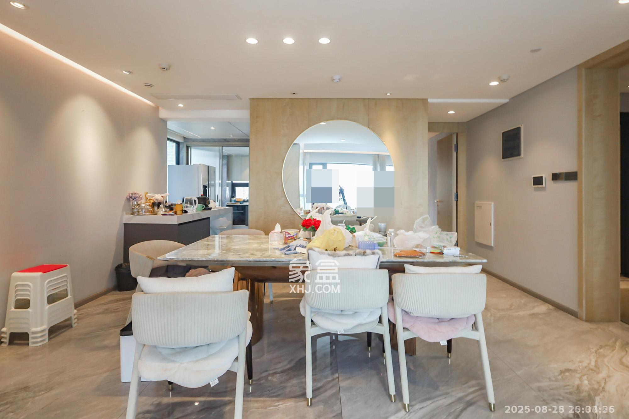 保利天禧C区  3室2厅2卫    16000.0元/月室内图