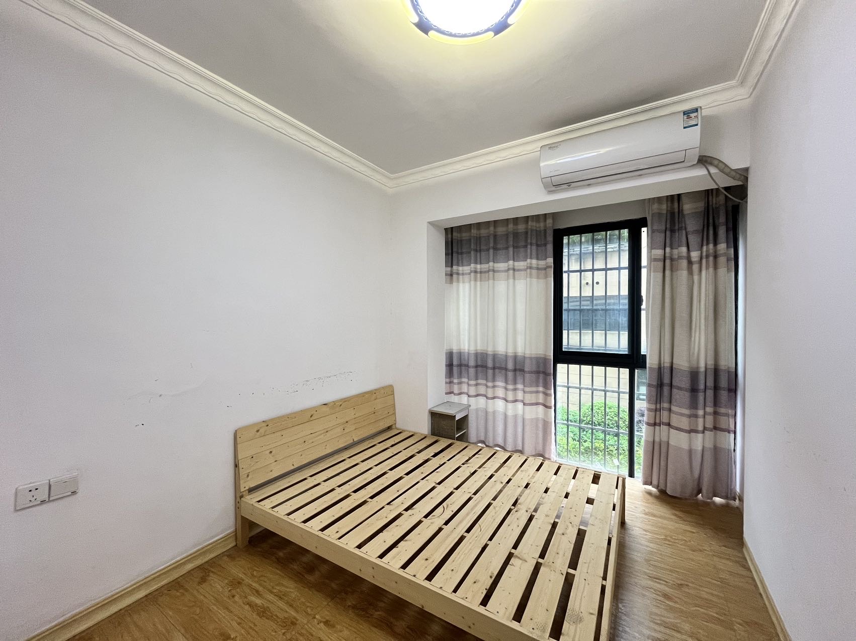 富兴嘉城 3室2厅2卫 1500.0元/月 富兴嘉城 3室2厅2卫 1500.0元/月室内图