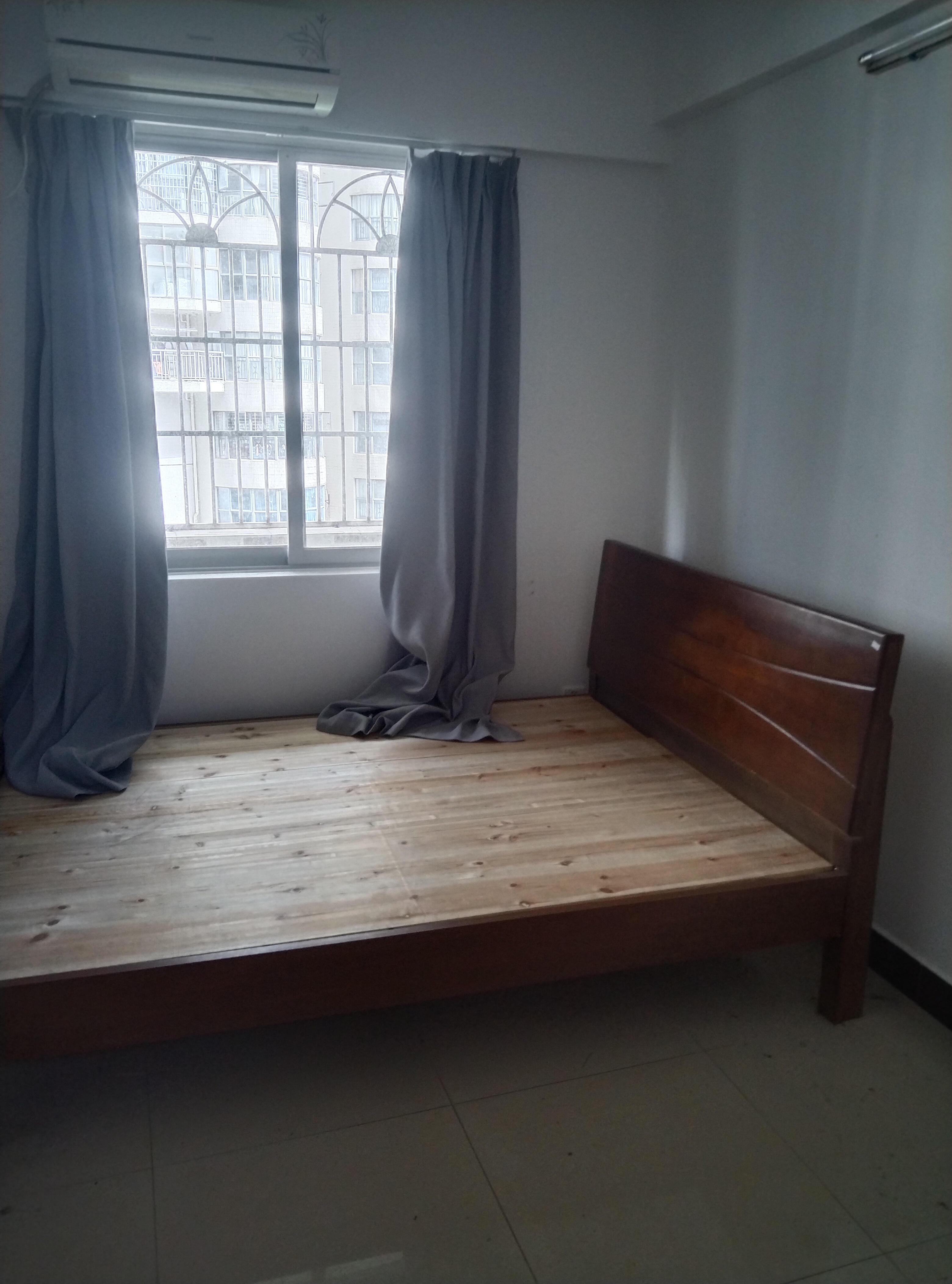 美舍苑 4室2厅2卫 2500.0元/月 美舍苑 4室2厅2卫 2500.0元/月室内图