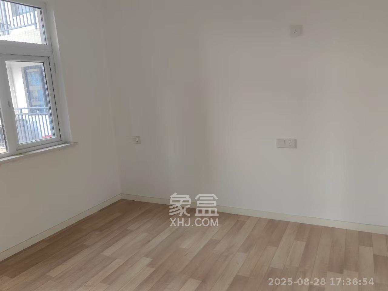 和悦城(蟠龙景苑)  3室2厅1卫   2100.00元/月室内图