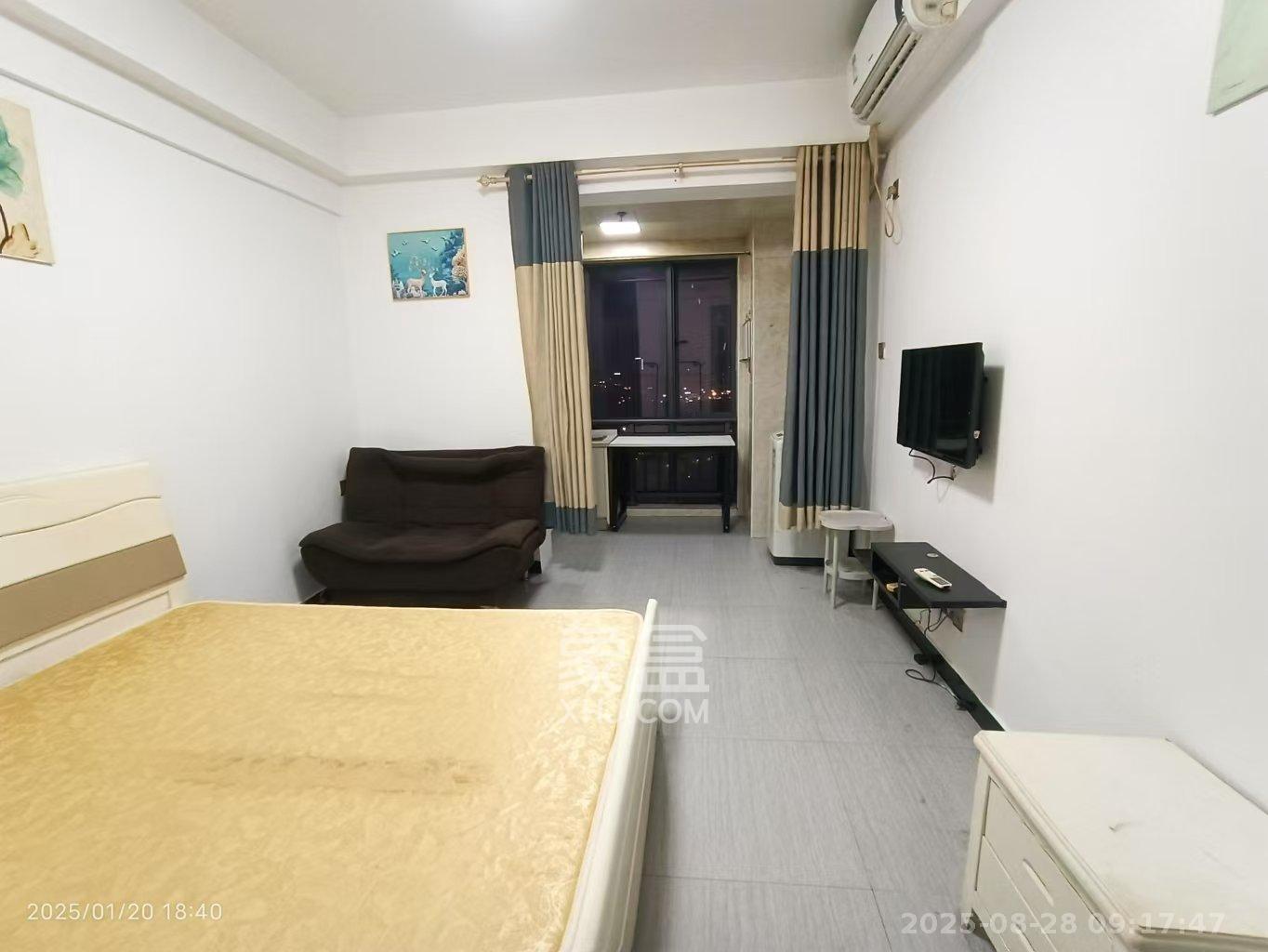 保利麓谷林语I区 1室1厅1卫 1100.0元/月 保利麓谷林语I区 1室1厅1卫 1100.0元/月室内图