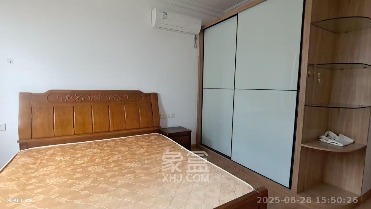 江山帝景哈佛  3室2厅1卫   1900.00元/月室内图