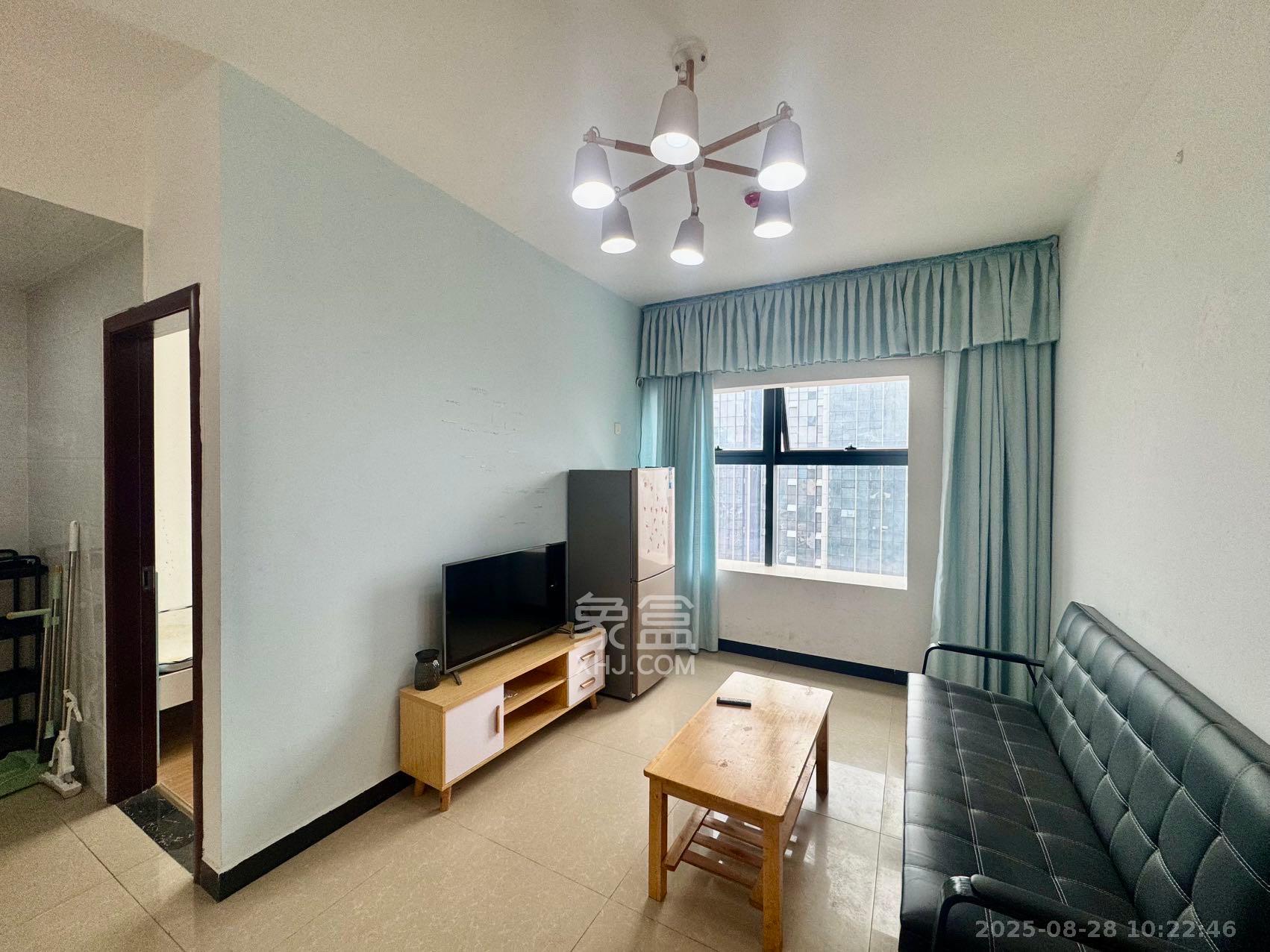 裕天国际商汇中心 2室1厅1卫 1600.0元/月 裕天国际商汇中心 2室1厅1卫 1600.0元/月室内图