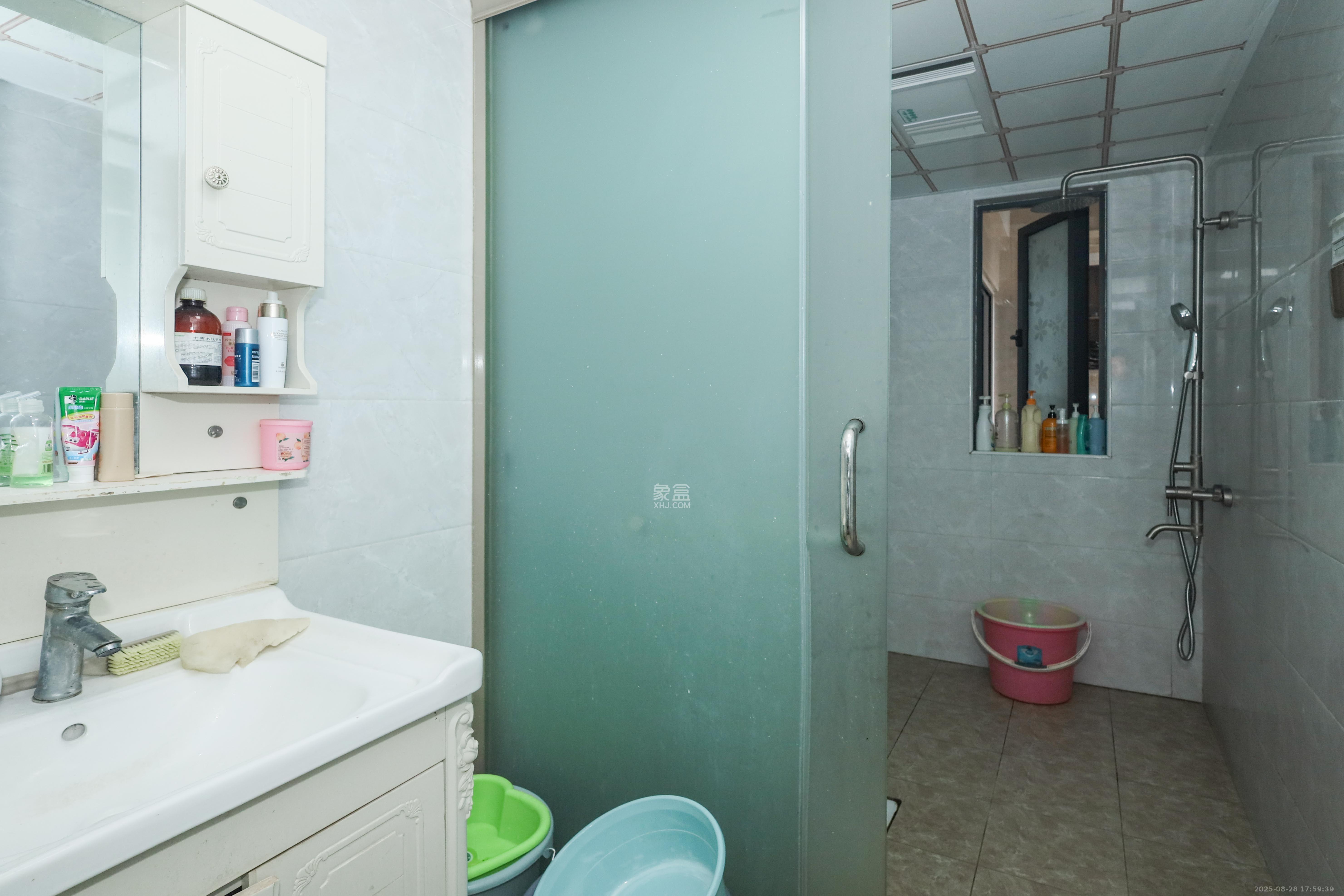 梅溪峰汇(房聚梅溪壹中心) 4室2厅1卫 4000.0元/月 梅溪峰汇(房聚梅溪壹中心) 4室2厅1卫 4000.0元/月室内图