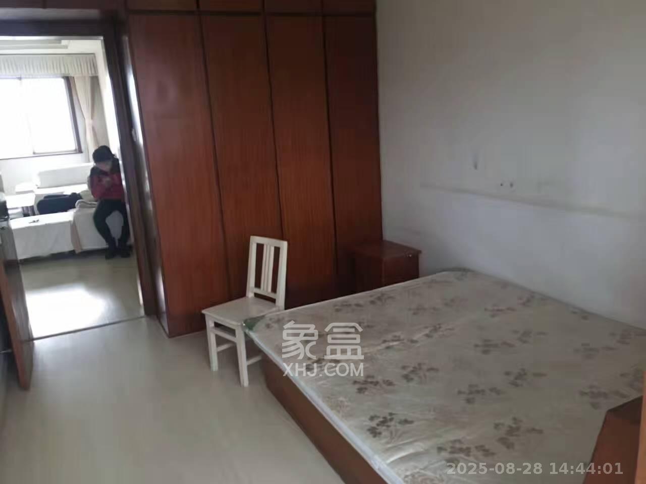 中建五局信和苑三区 3室1厅1卫 1700.0元/月 中建五局信和苑三区 3室1厅1卫 1700.0元/月室内图