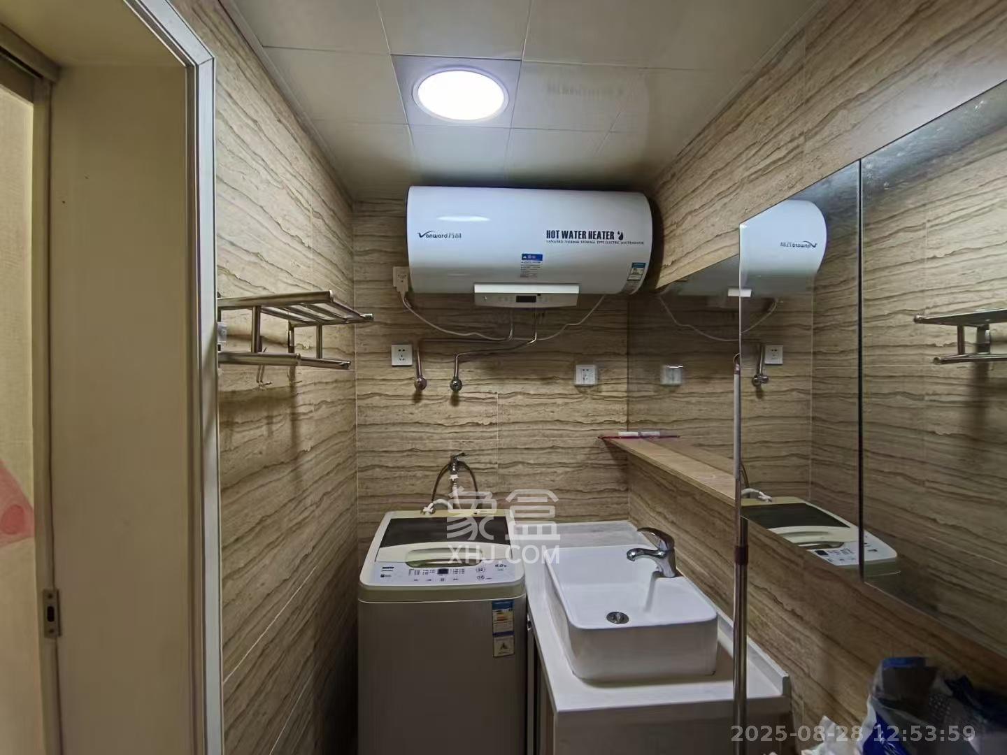 米兰春天 1室1厅1卫 1200.0元/月 米兰春天 1室1厅1卫 1200.0元/月室内图