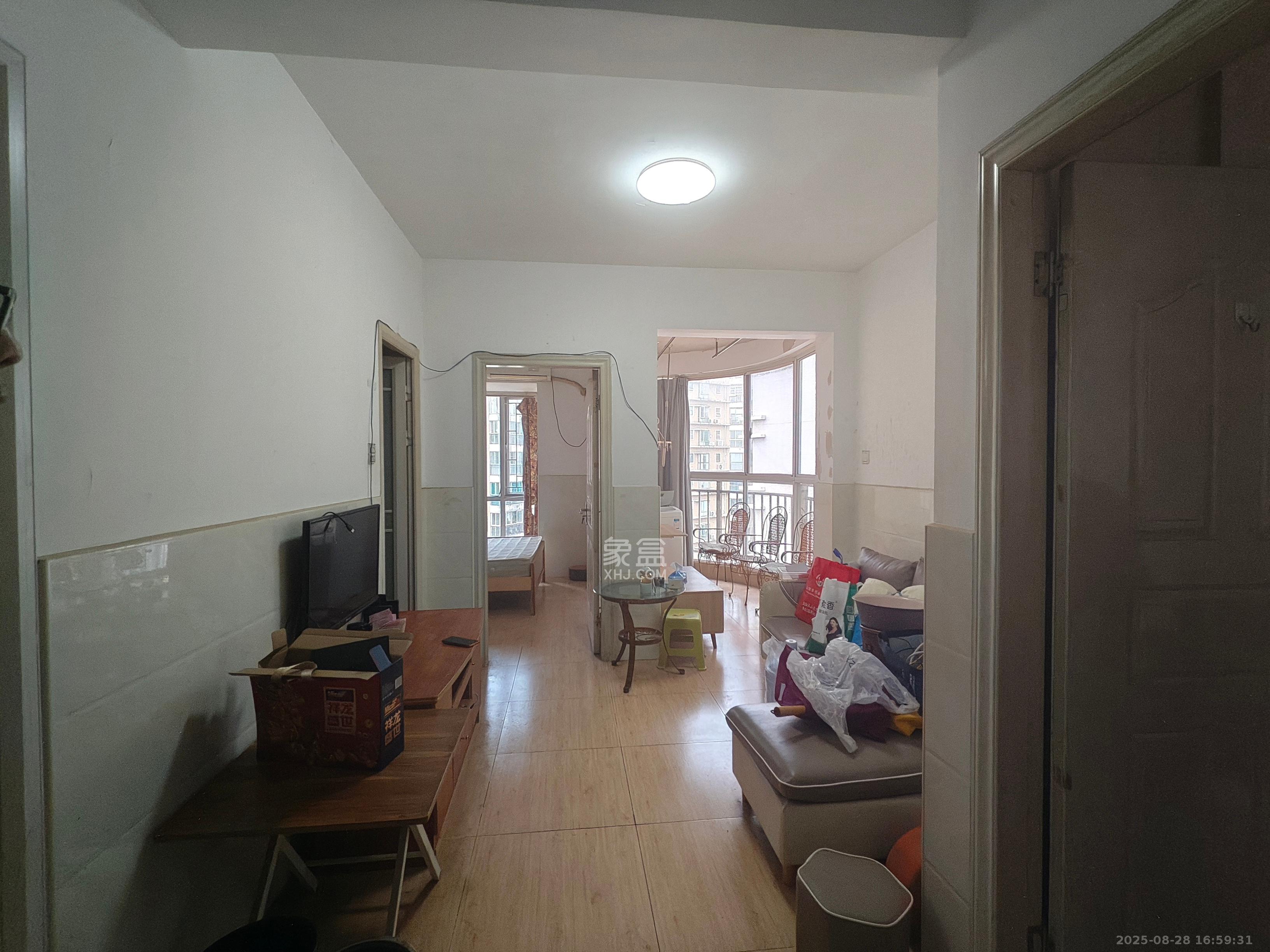 凯通国际城(凯通朝庭) 2室1厅1卫 1700.0元/月 凯通国际城(凯通朝庭) 2室1厅1卫 1700.0元/月室内图