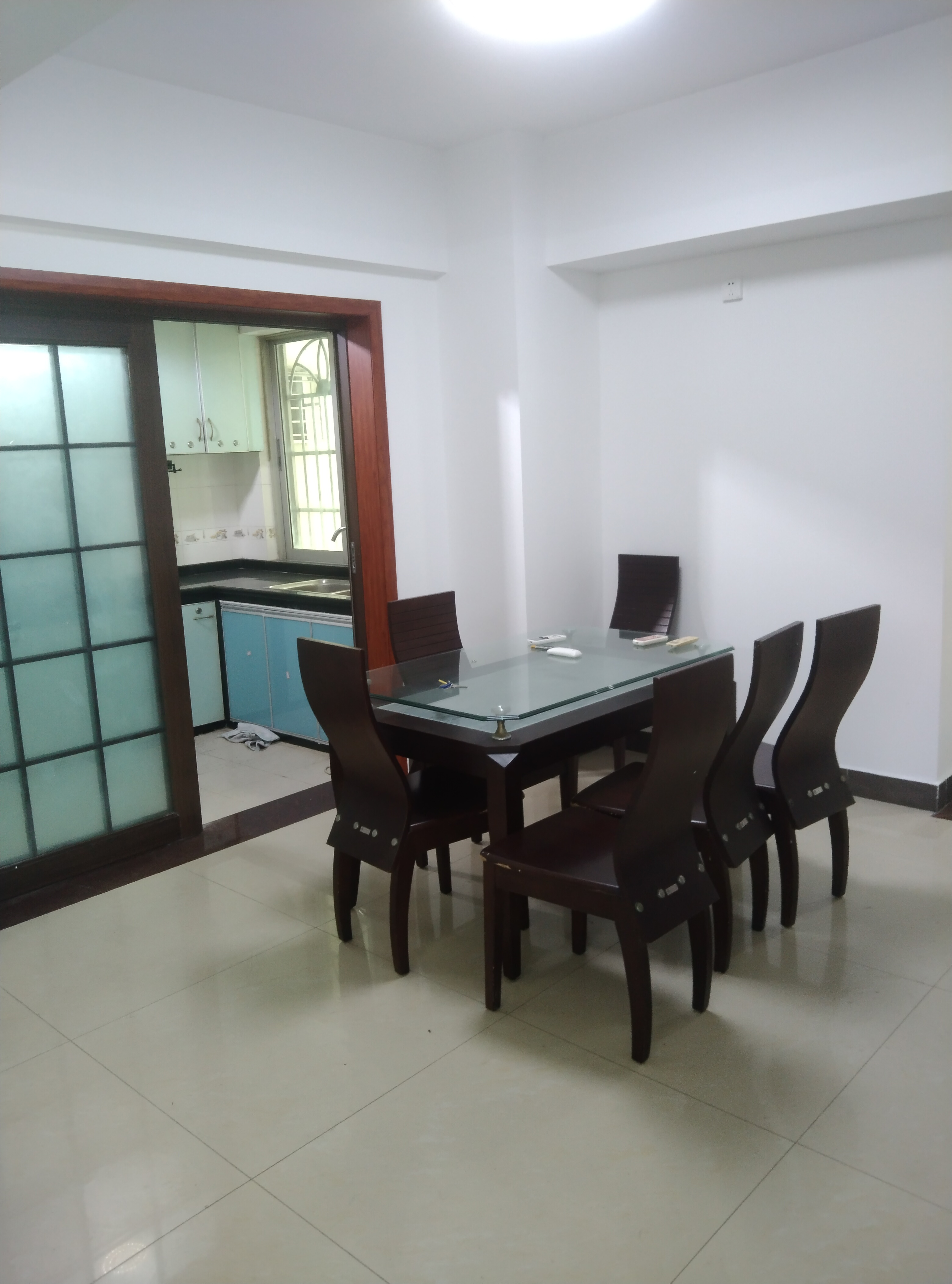 美舍苑 4室2厅2卫 2500.0元/月 美舍苑 4室2厅2卫 2500.0元/月室内图