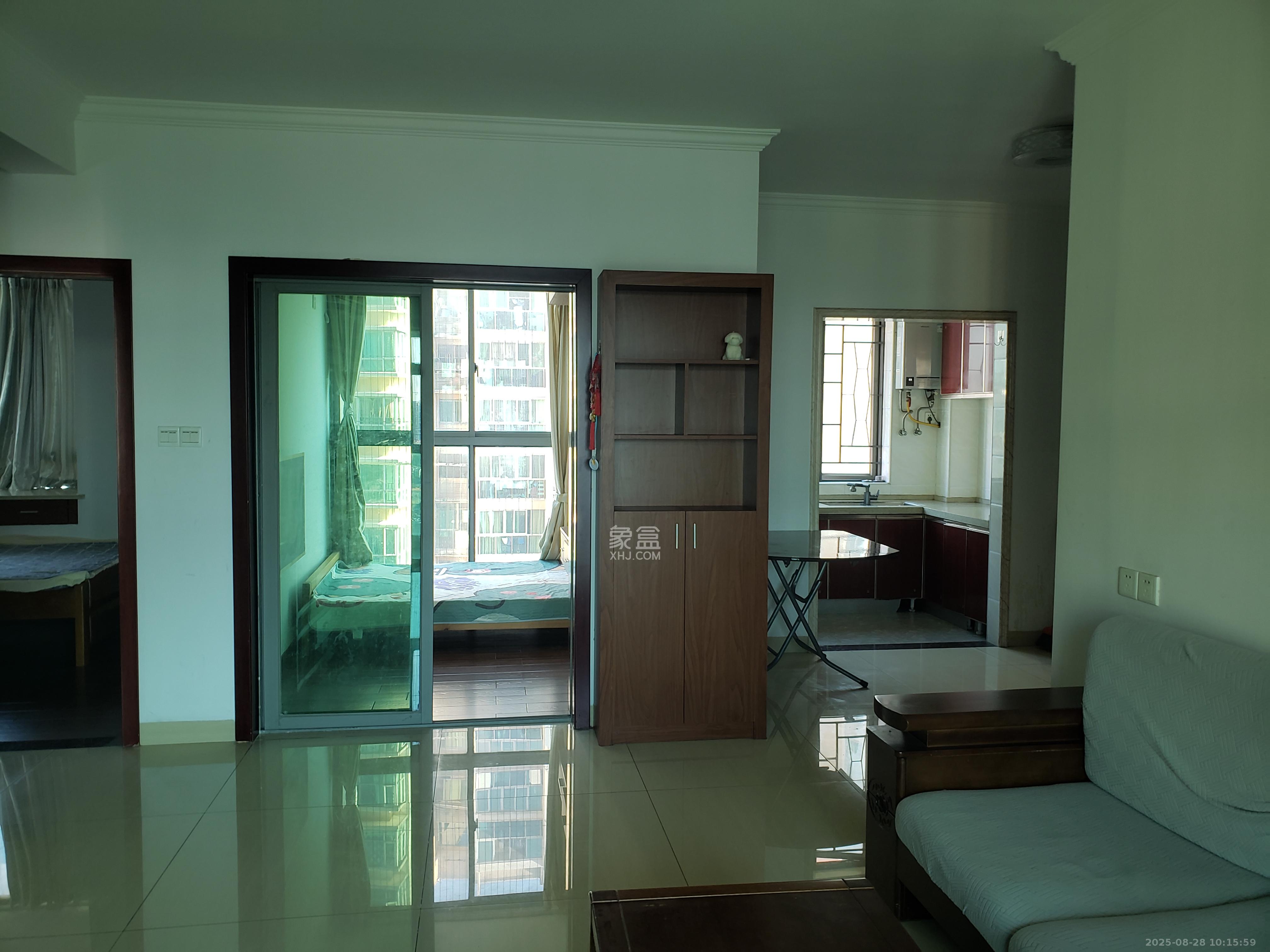 新城新世界一二三期  3室2厅1卫    2300.0元/月 新城新世界一二三期  3室2厅1卫    2300.0元/月室内图