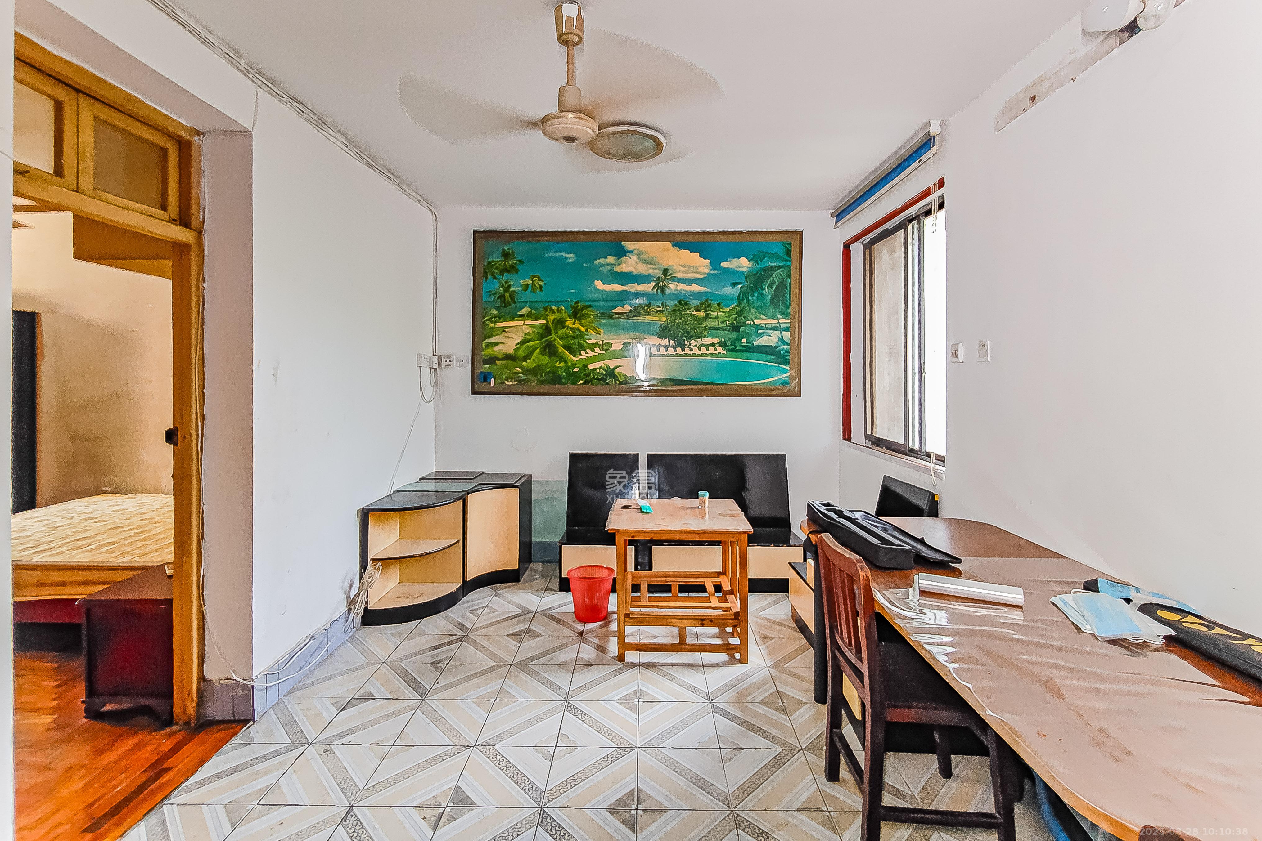 人民新村  2室1厅1卫    38.0万 人民新村  2室1厅1卫    38.0万客厅