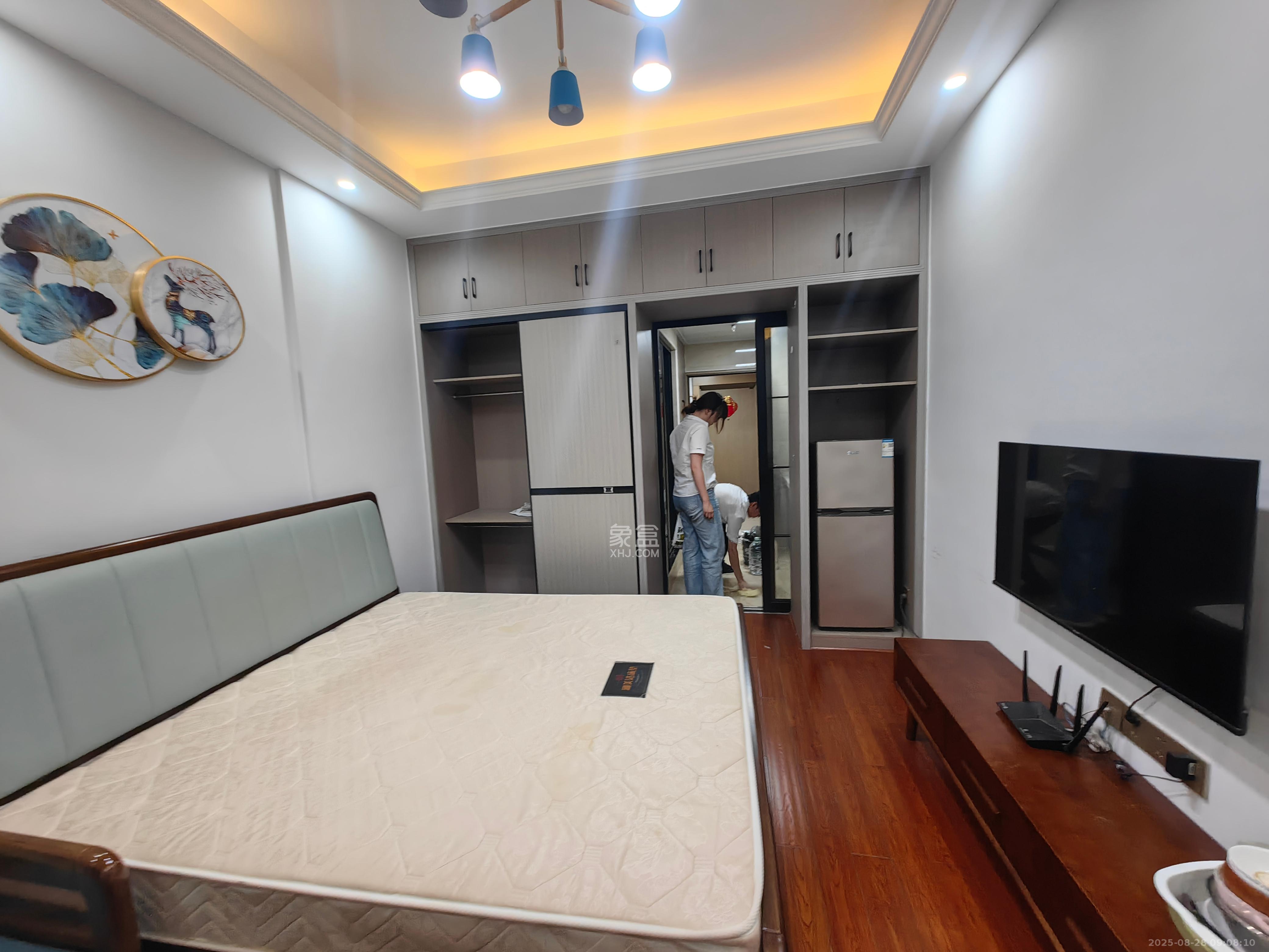 海伦春天  1室1厅1卫   1500.00元/月室内图