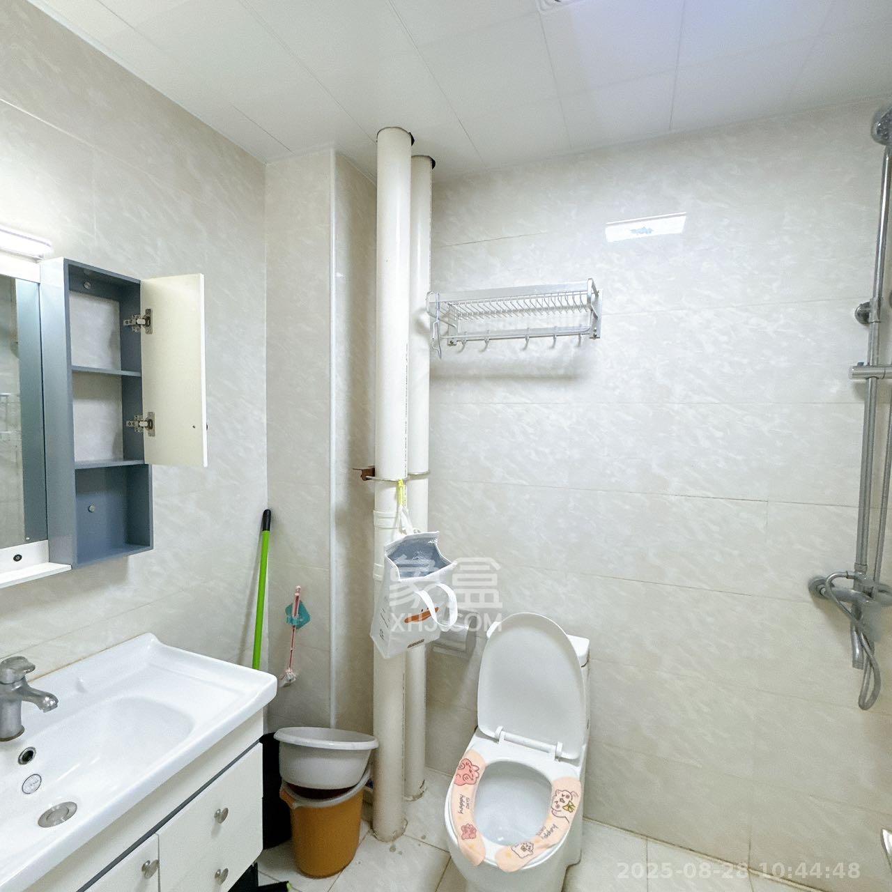 北辰三角洲E4区  1室1厅1卫    1850.0元/月 北辰三角洲E4区  1室1厅1卫    1850.0元/月室内图