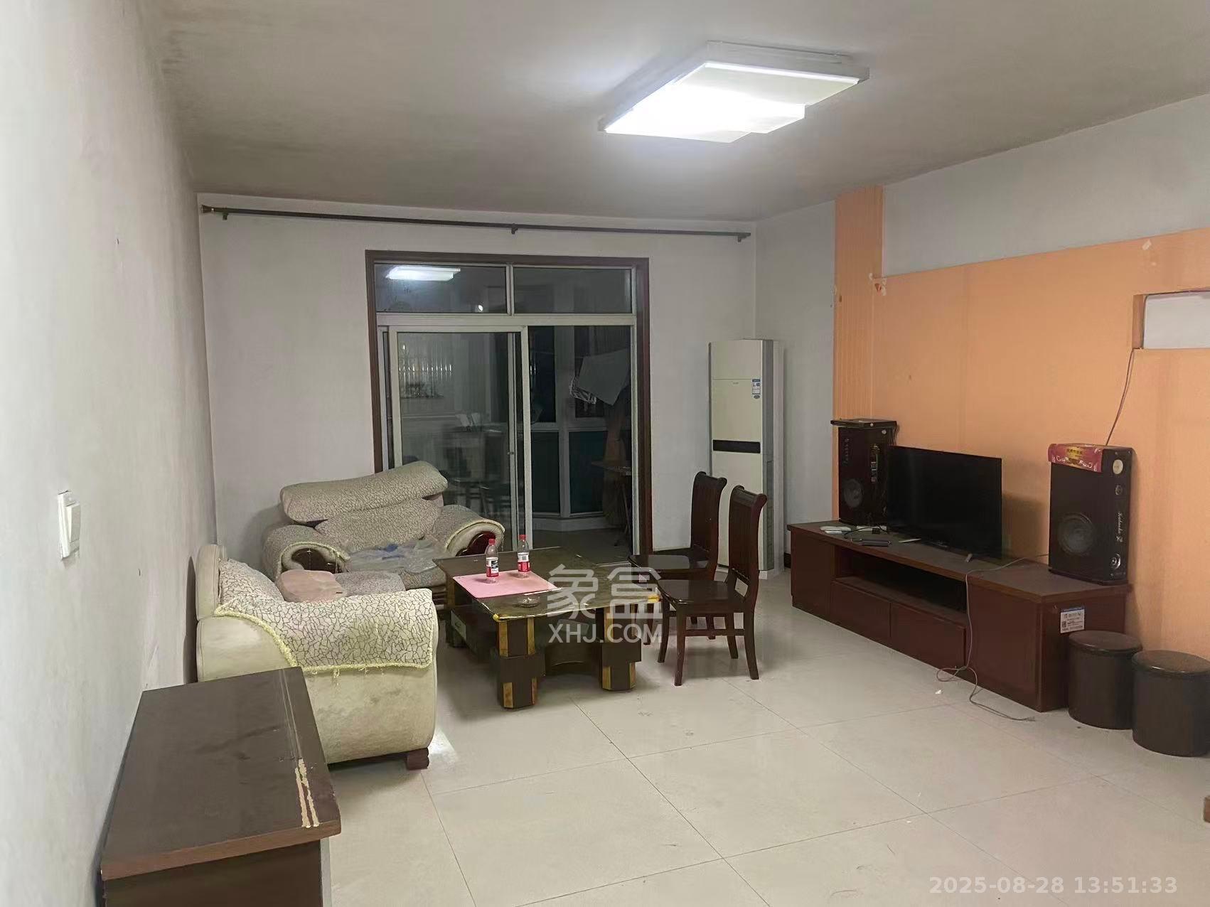 锦绣中星 3室2厅2卫 2200.0元/月 锦绣中星 3室2厅2卫 2200.0元/月室内图