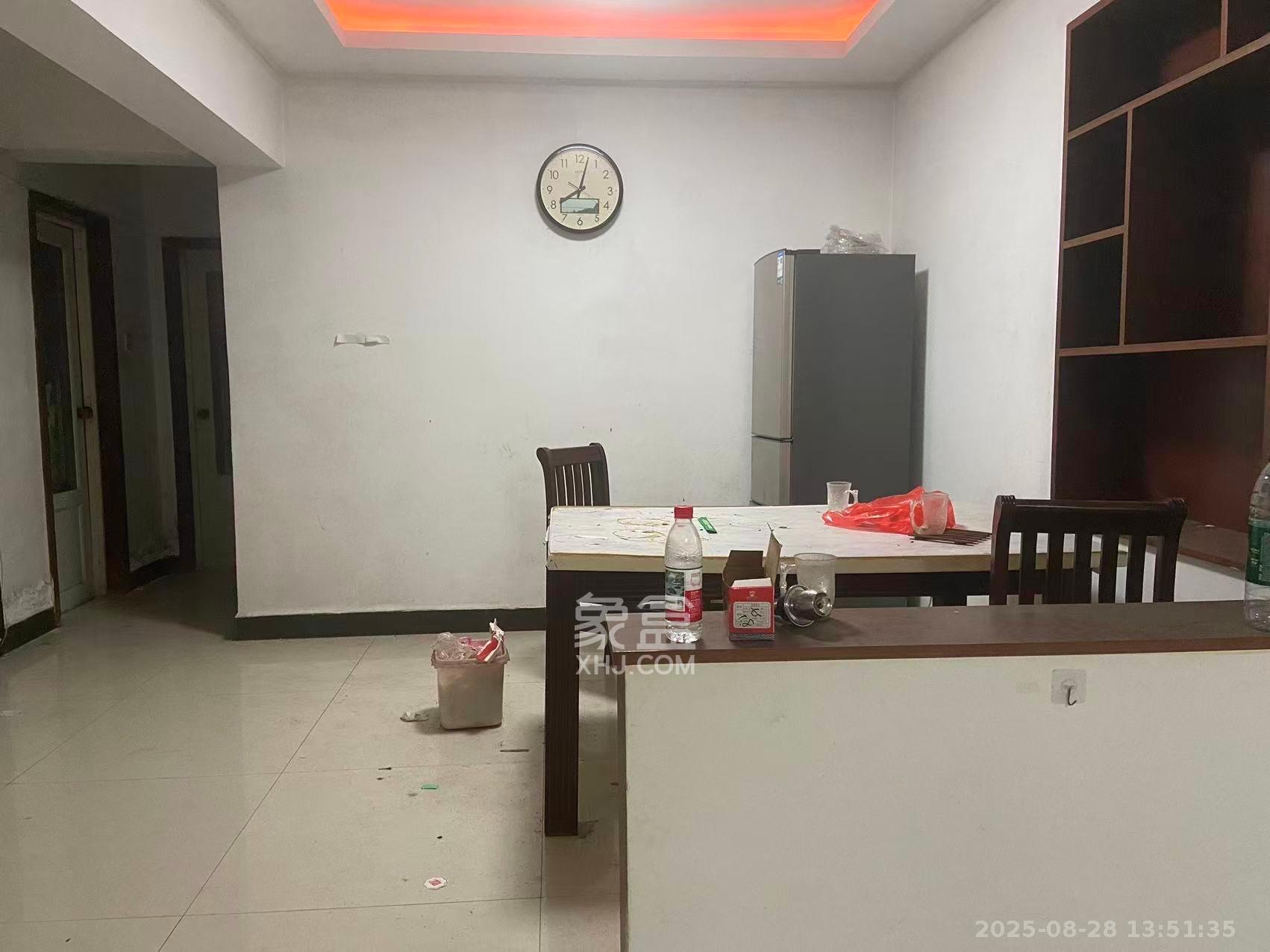 锦绣中星 3室2厅2卫 2200.0元/月 锦绣中星 3室2厅2卫 2200.0元/月室内图