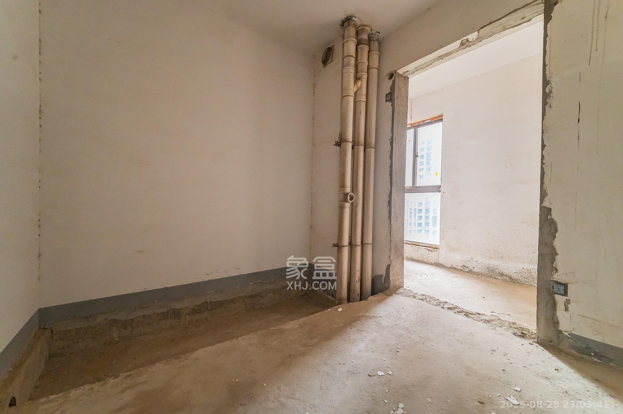 星湖湾一期高层 4室2厅2卫 98.0万 星湖湾一期高层 4室2厅2卫 98.0万其他