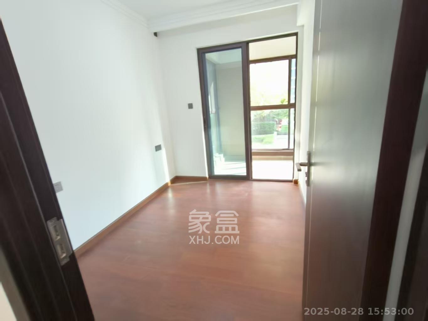 长沙美的麓府  4室2厅2卫   3000.00元/月室内图