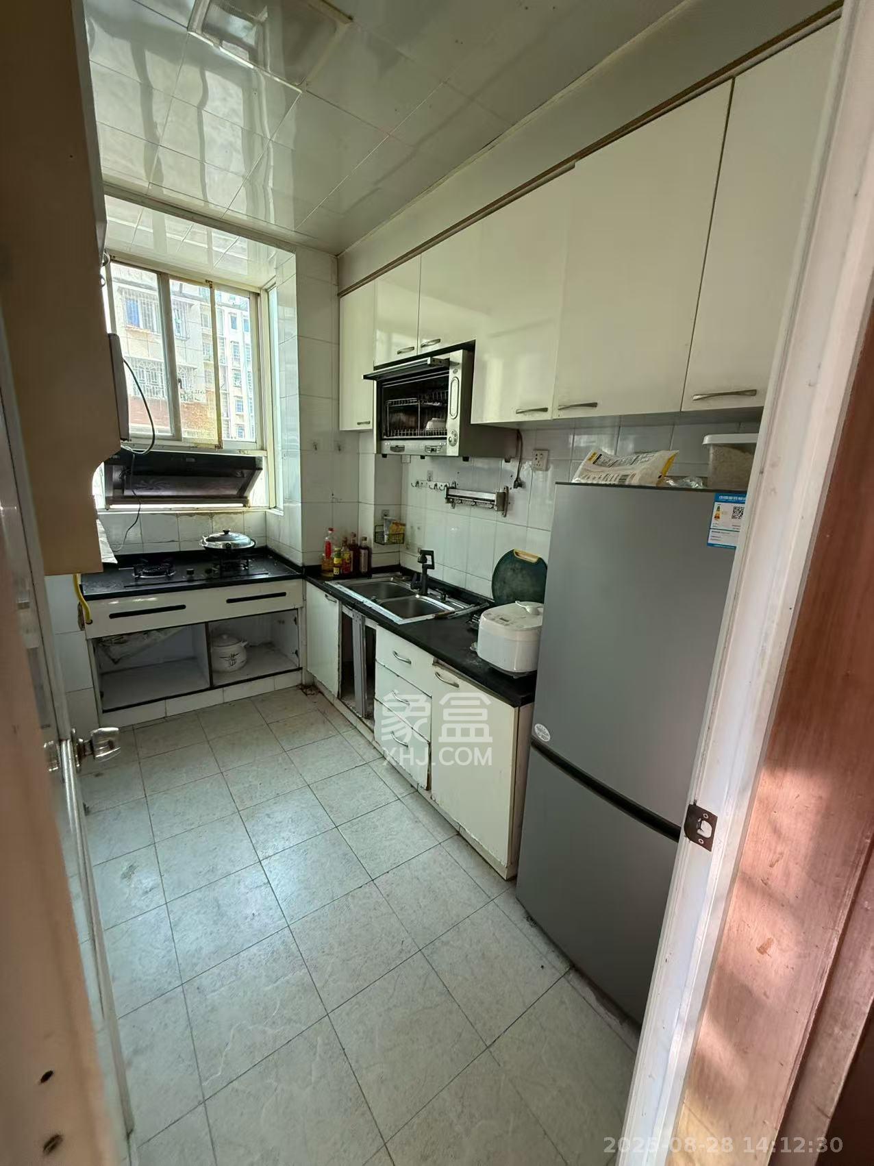 湖开小区(湖南开关厂宿舍)/南大桥社区 2室1厅1卫 1100.0元/月 湖开小区(湖南开关厂宿舍)/南大桥社区 2室1厅1卫 1100.0元/月室内图