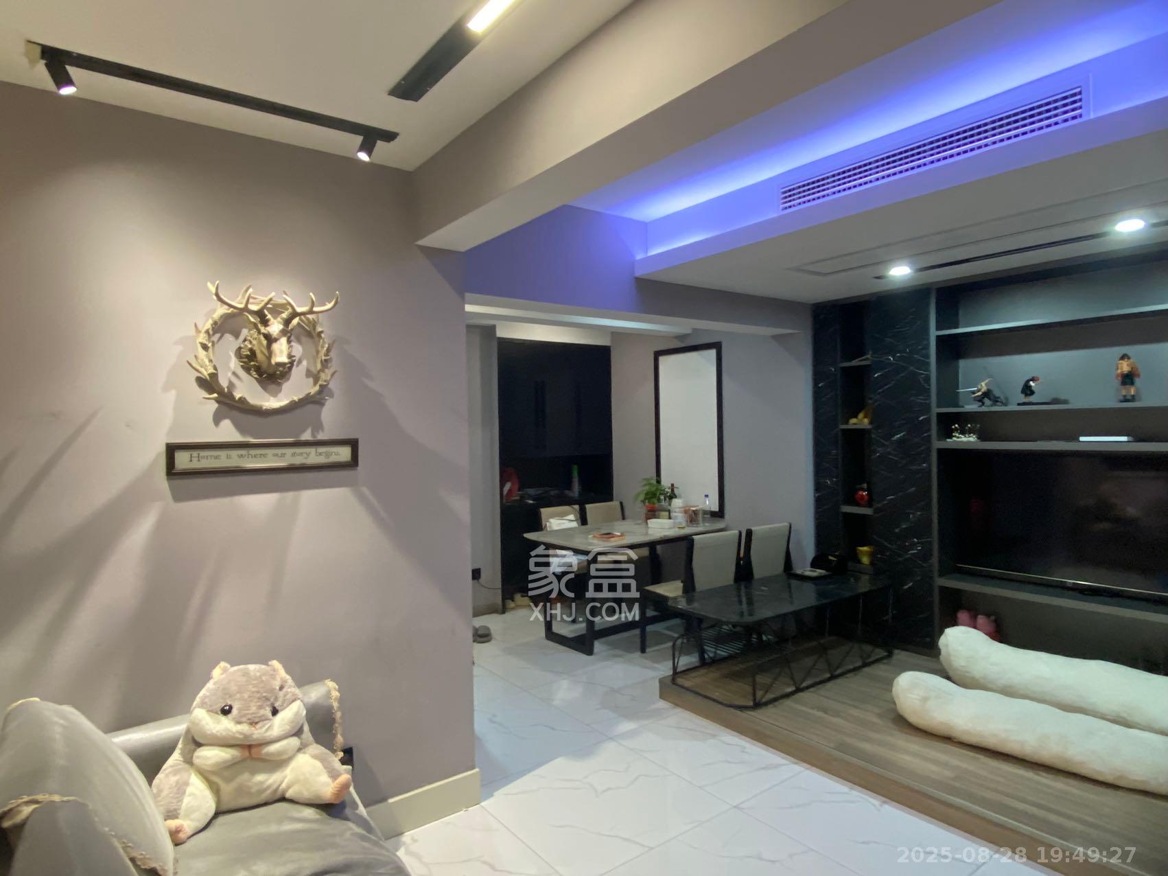 蓝湾国际广场 2室1厅1卫 3800.0元/月 蓝湾国际广场 2室1厅1卫 3800.0元/月室内图