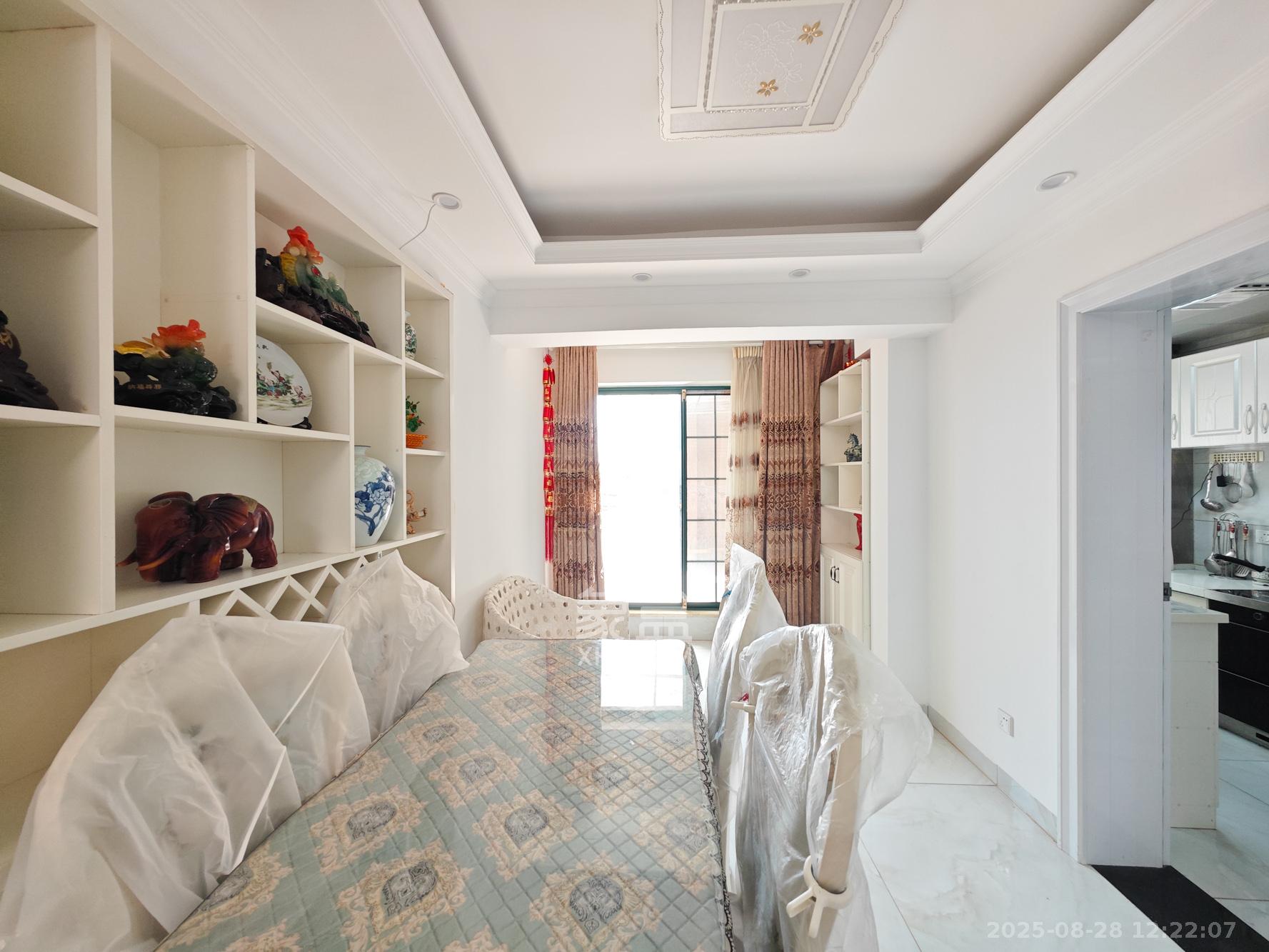 博长山水香颐 1室2厅1卫 108.0万 博长山水香颐 1室2厅1卫 108.0万客厅